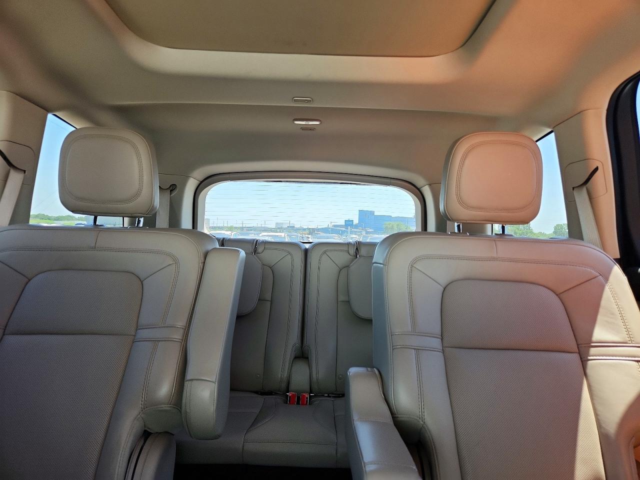 2021 Lincoln Aviator Reserve White vin: 5LM5J7XC3MGL14629