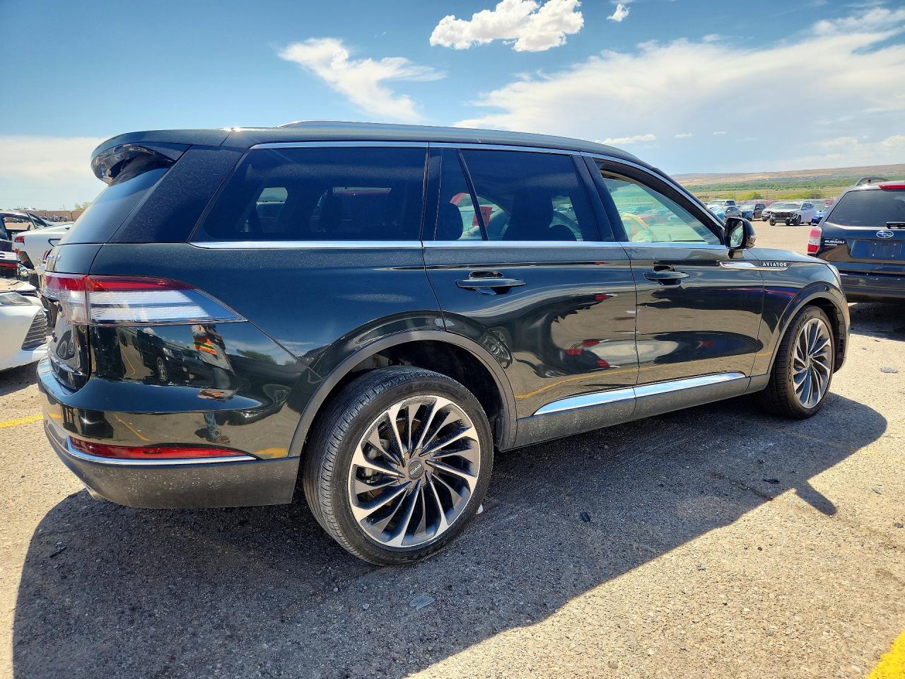 2022 Lincoln Aviator Reserve Green vin: 5LM5J7XC5NGL14648