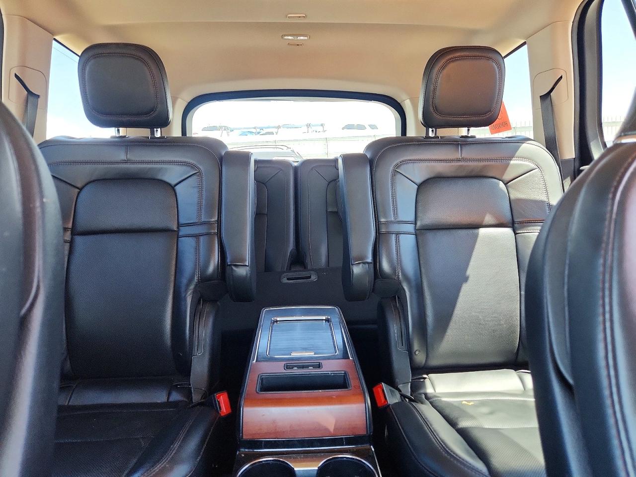 2022 Lincoln Aviator Reserve Green vin: 5LM5J7XC5NGL14648
