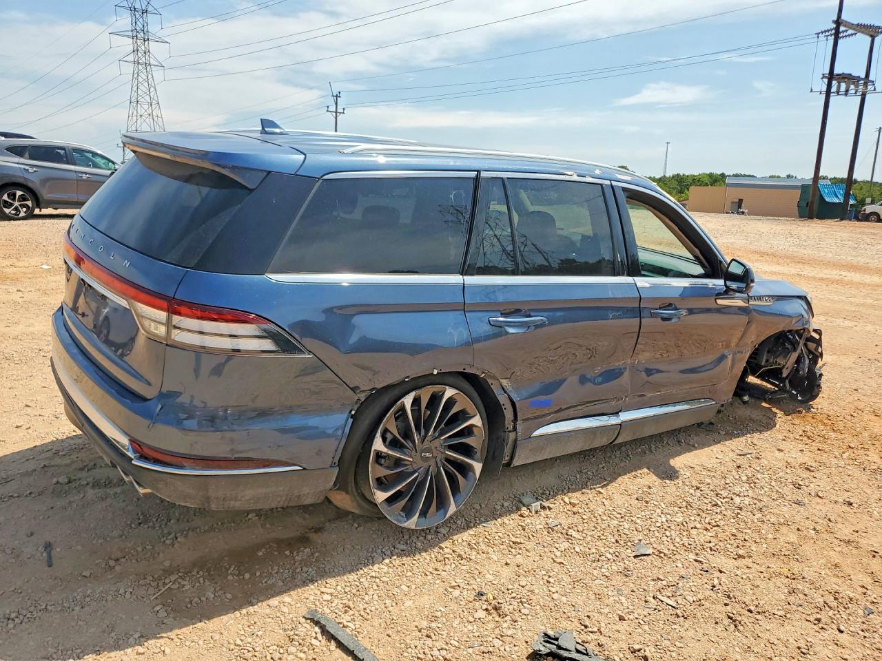2020 Lincoln Aviator Reserve Blue vin: 5LM5J7XC6LGL06071