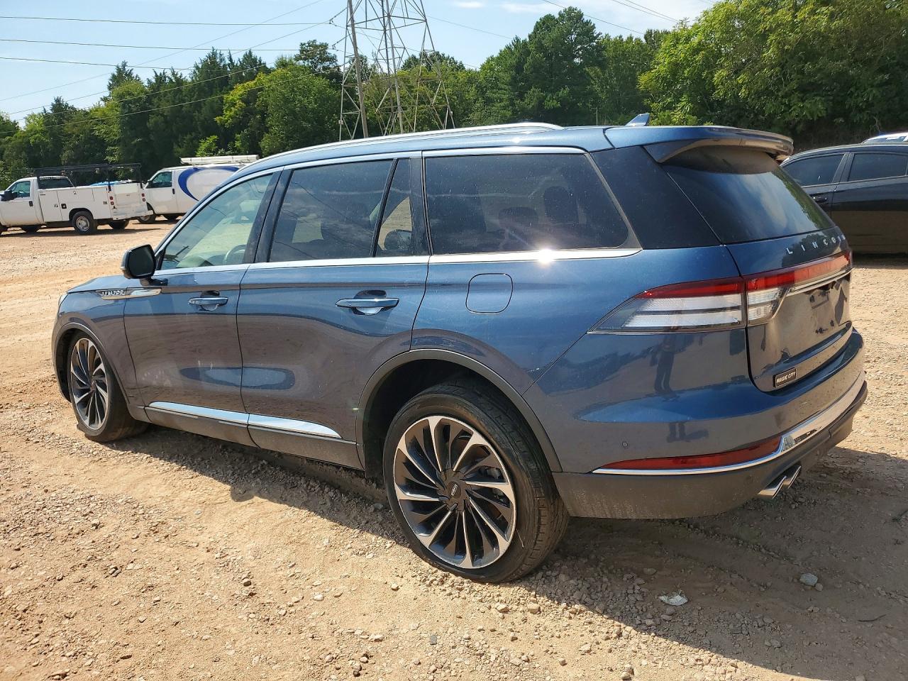 2020 Lincoln Aviator Reserve Blue vin: 5LM5J7XC6LGL06071