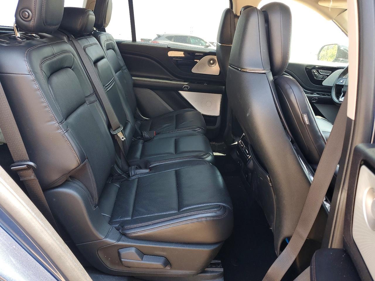 2020 Lincoln Aviator Reserve Blue vin: 5LM5J7XC6LGL06071