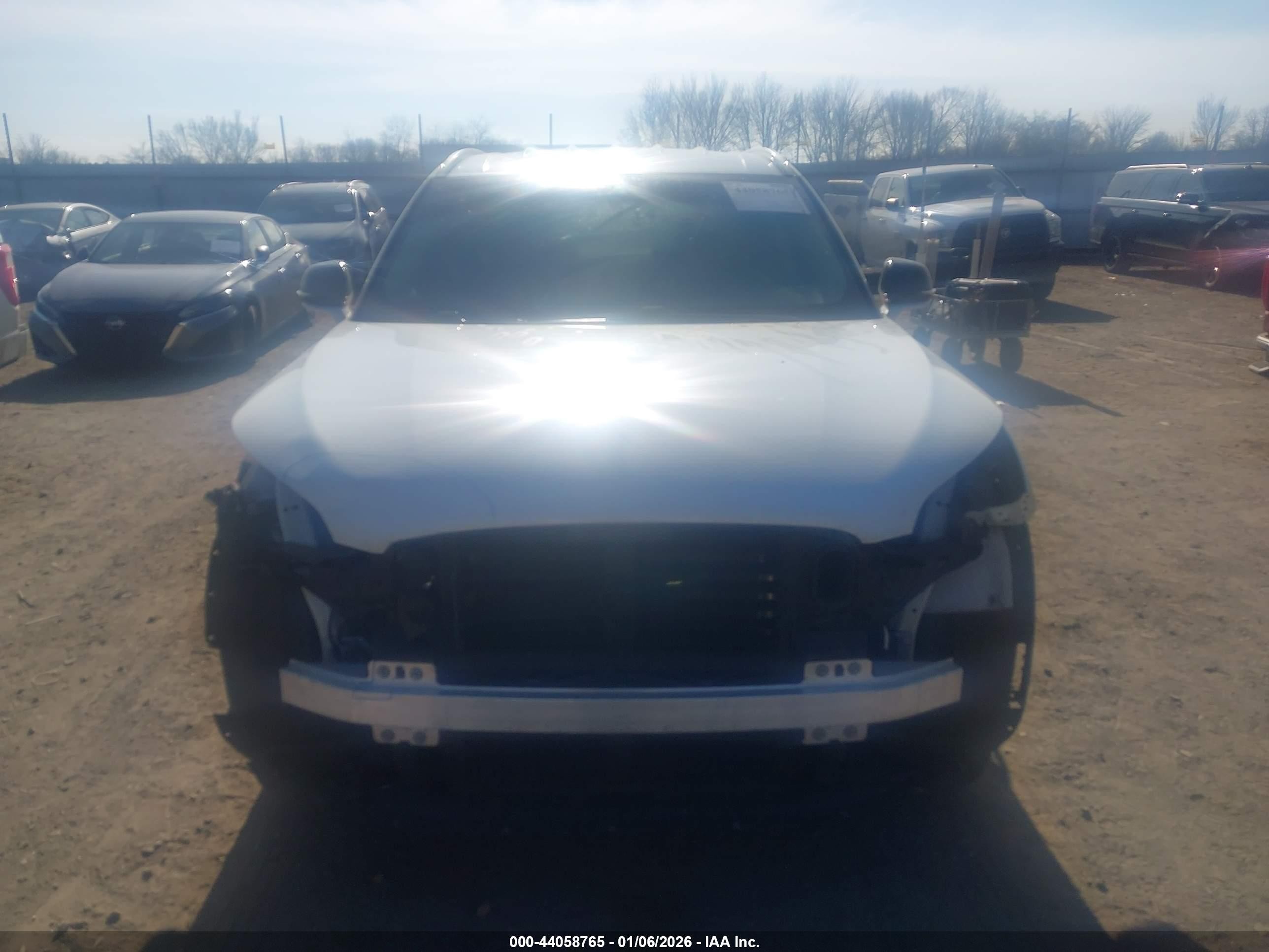 2020 Lincoln Aviator Reserve White vin: 5LM5J7XC6LGL21797