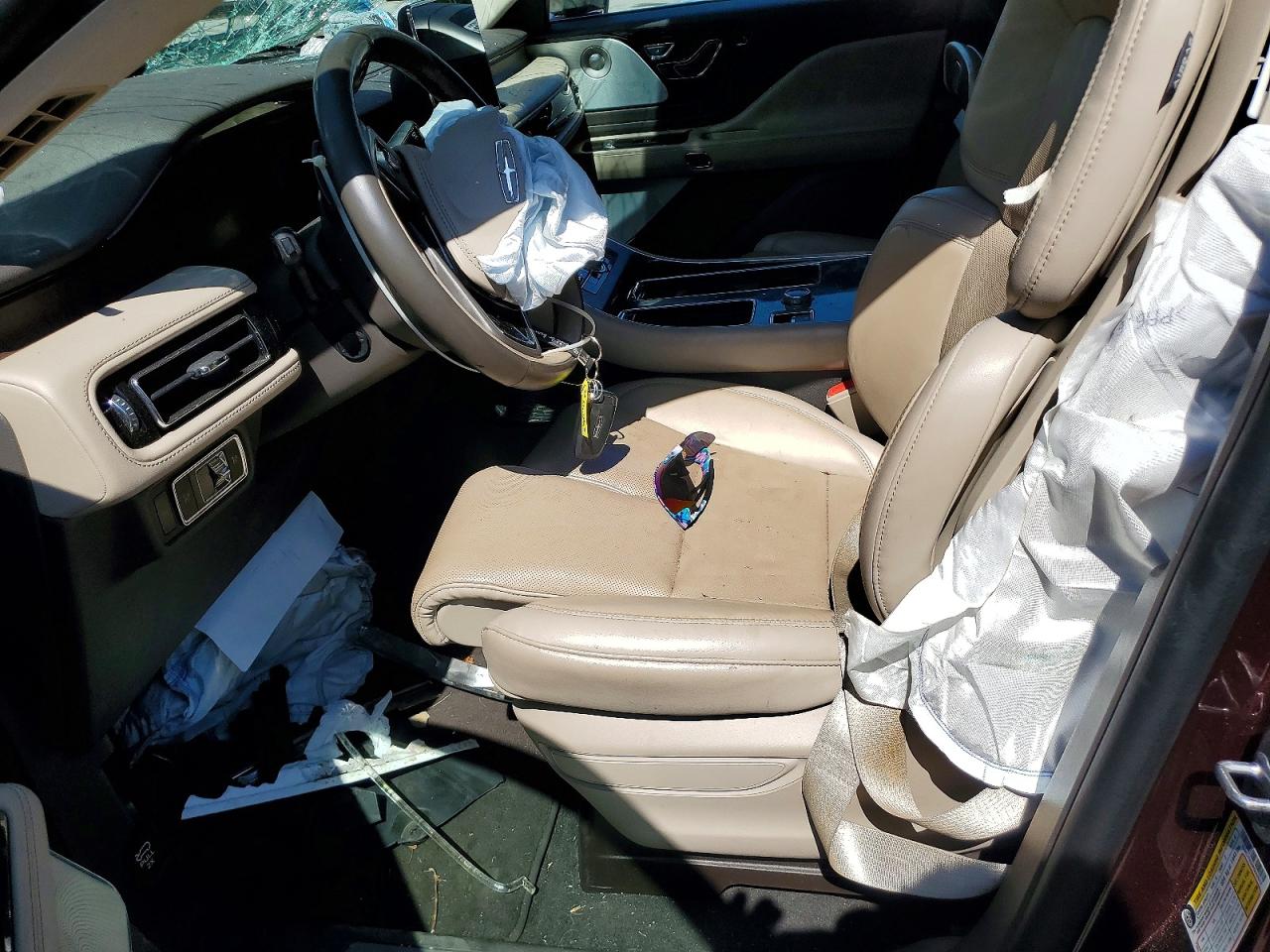 2023 Lincoln Aviator Reserve Maroon vin: 5LM5J7XC6PGL02513