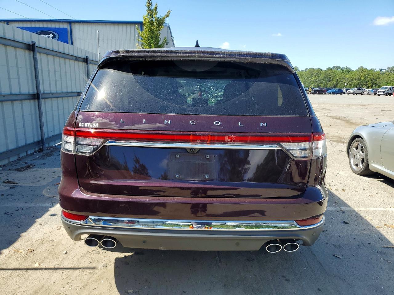 2023 Lincoln Aviator Reserve Maroon vin: 5LM5J7XC6PGL02513