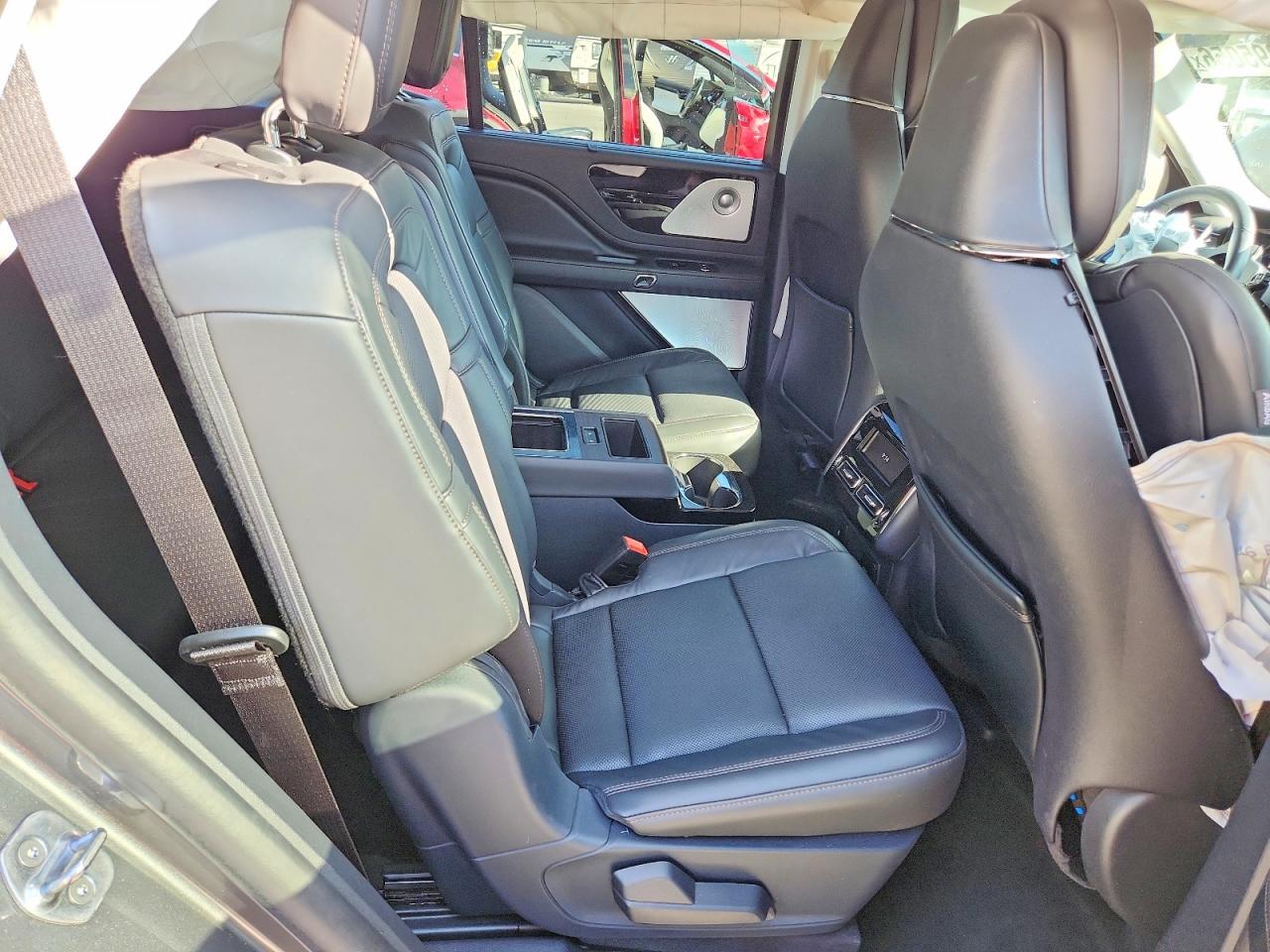 2025 Lincoln Aviator Reserve Charcoal vin: 5LM5J7XC6SGL02696