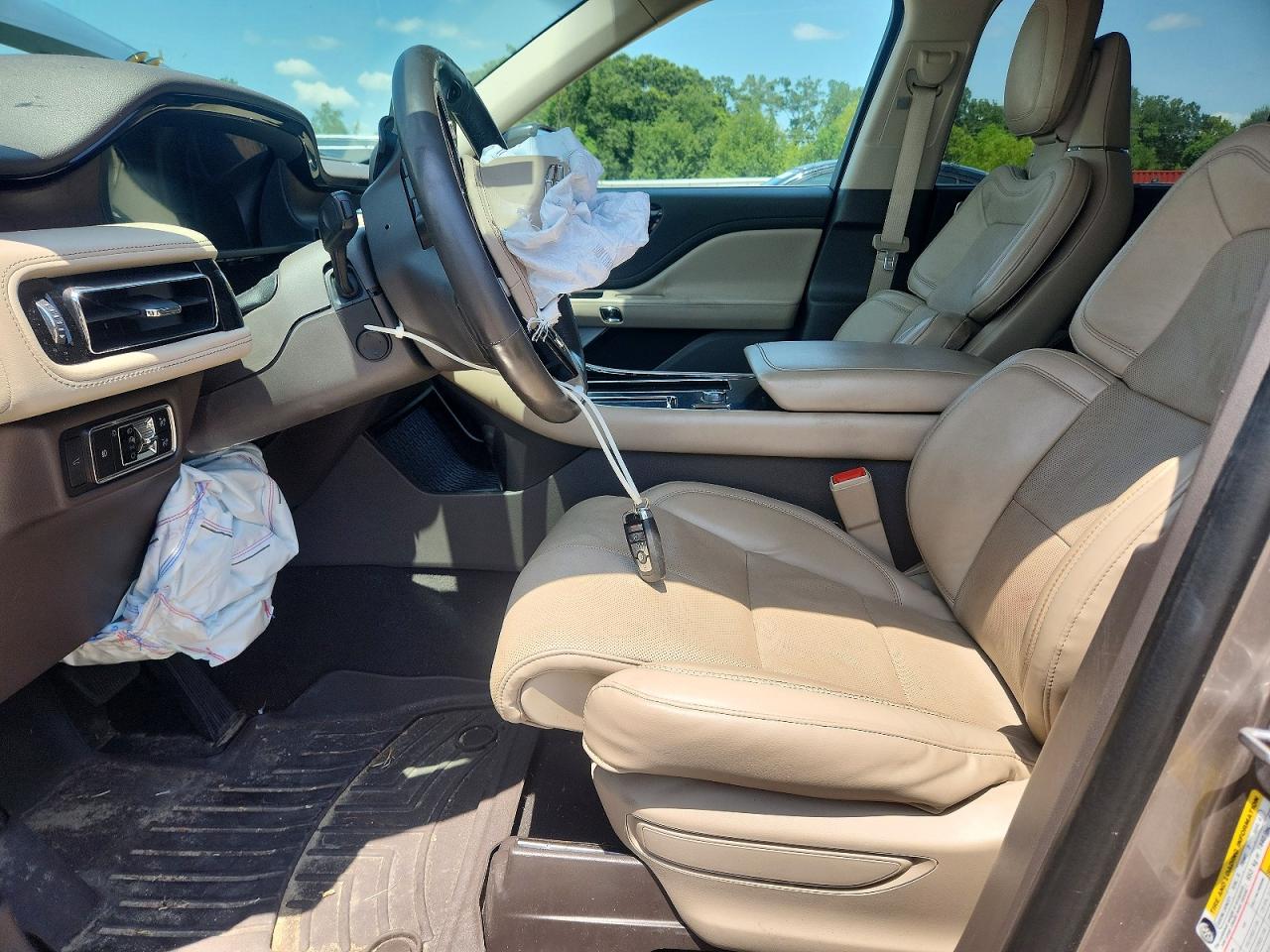 2020 Lincoln Aviator Reserve Золотой vin: 5LM5J7XC7LGL29455