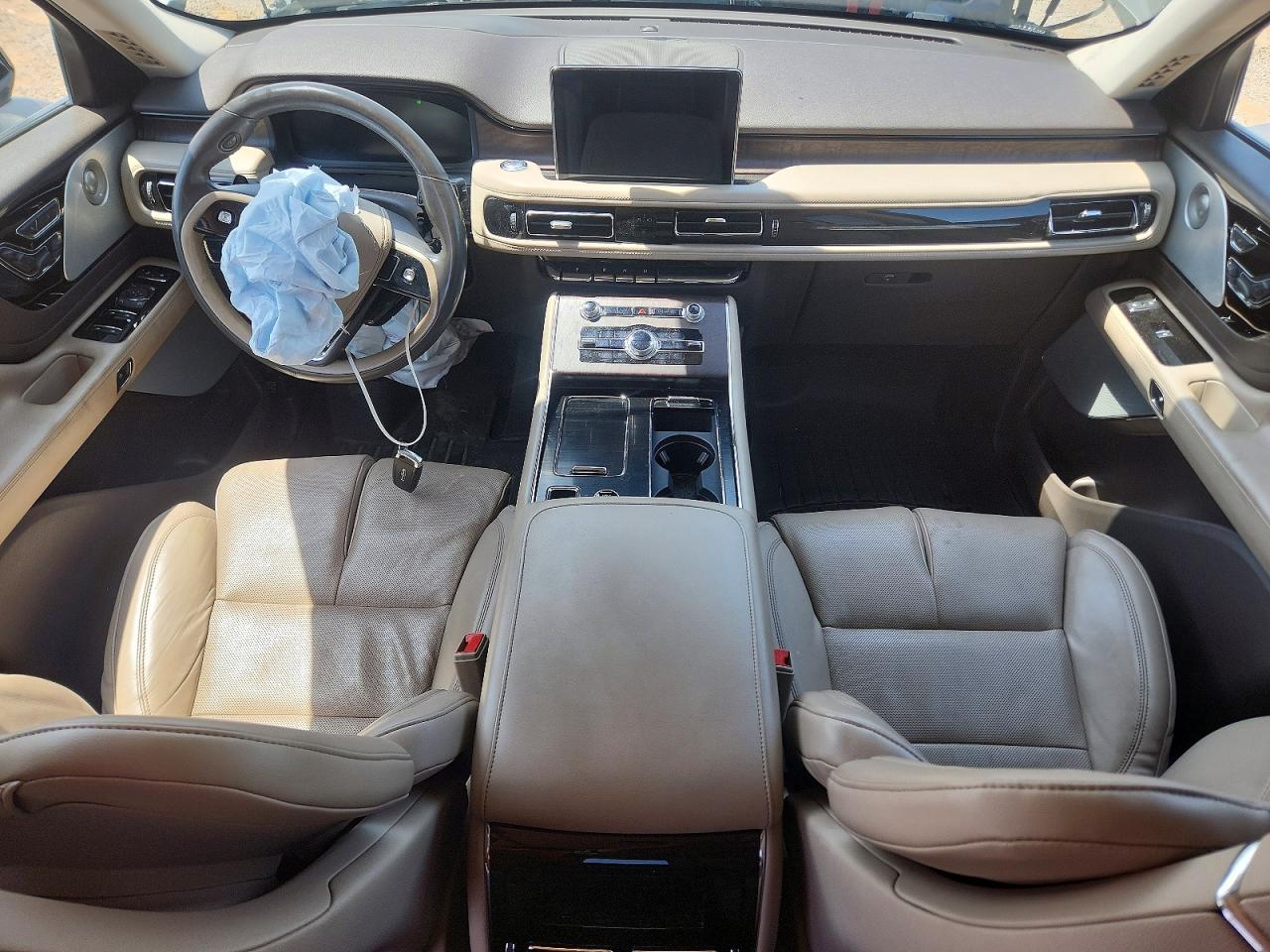 2020 Lincoln Aviator Reserve Золотой vin: 5LM5J7XC7LGL29455
