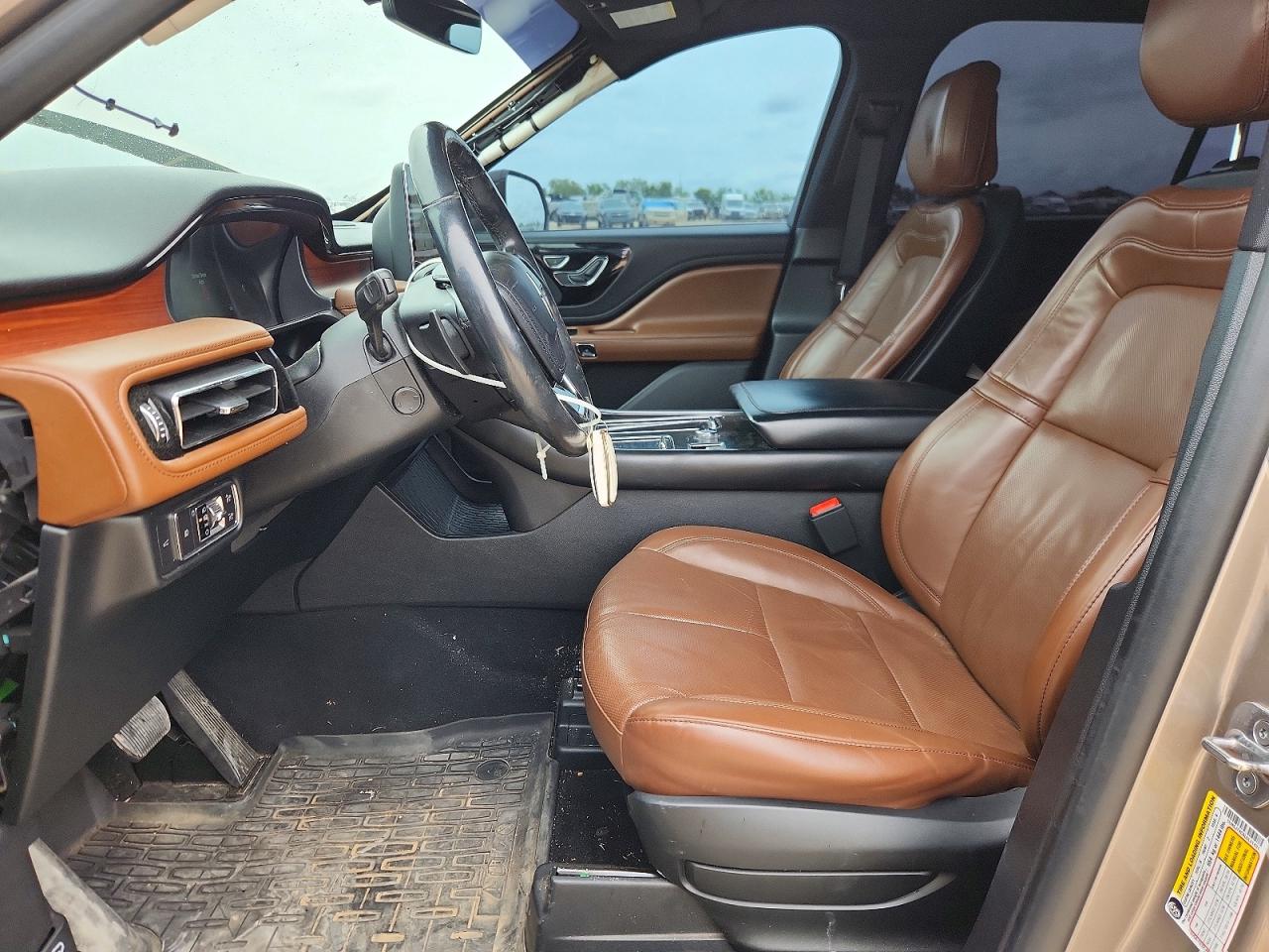 2020 Lincoln Aviator Reserve Желто-коричневый vin: 5LM5J7XC8LGL21431