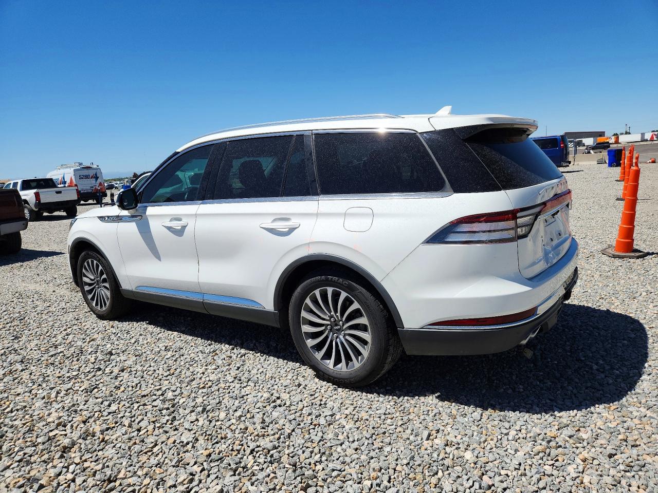 2020 Lincoln Aviator Reserve White vin: 5LM5J7XC8LGL37483