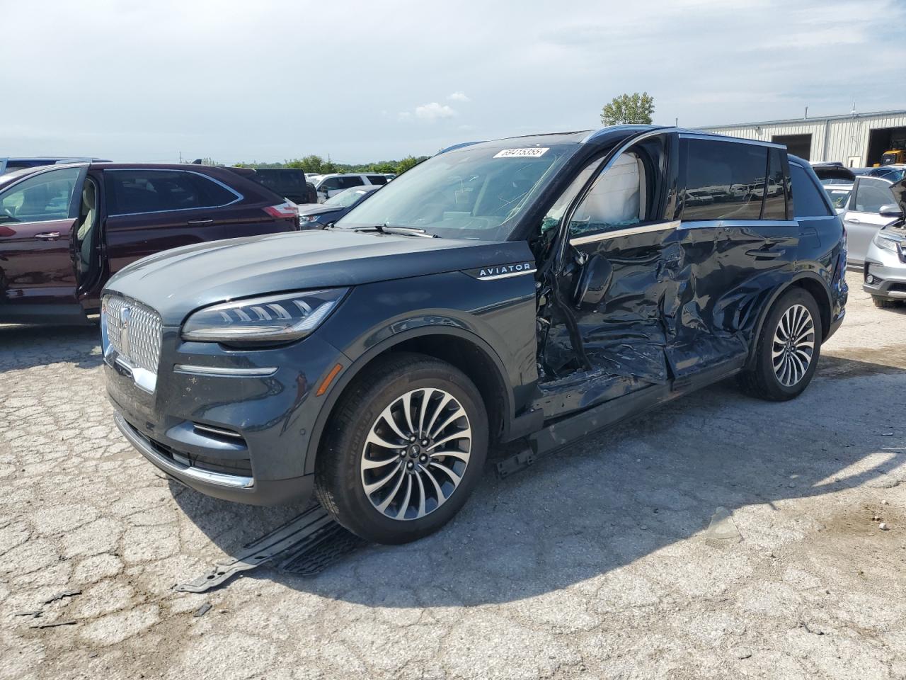 5LM5J7XC8RGL02175