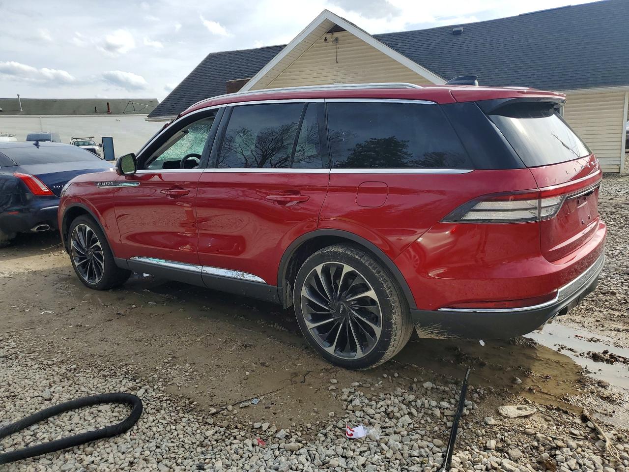 2025 Lincoln Aviator Reserve Red vin: 5LM5J7XC9SGL01543