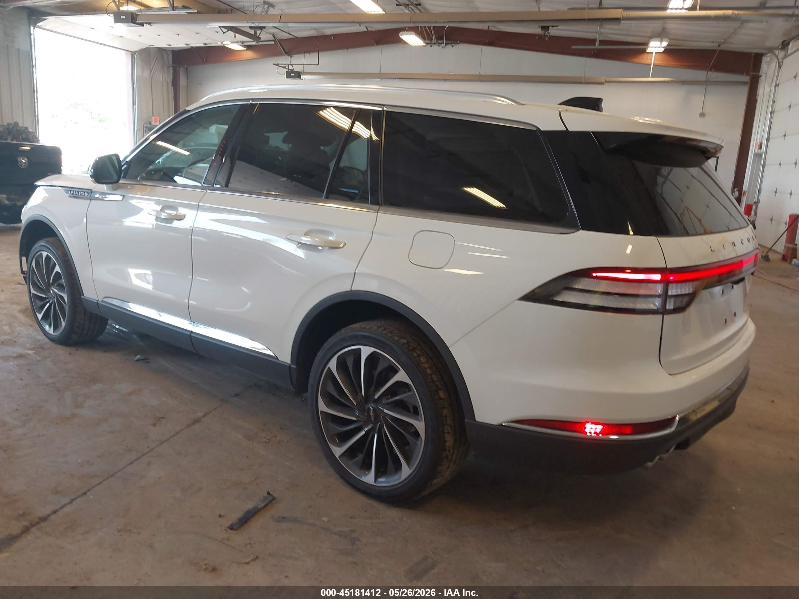 2025 Lincoln Aviator Reserve White vin: 5LM5J7XCXSGL16472