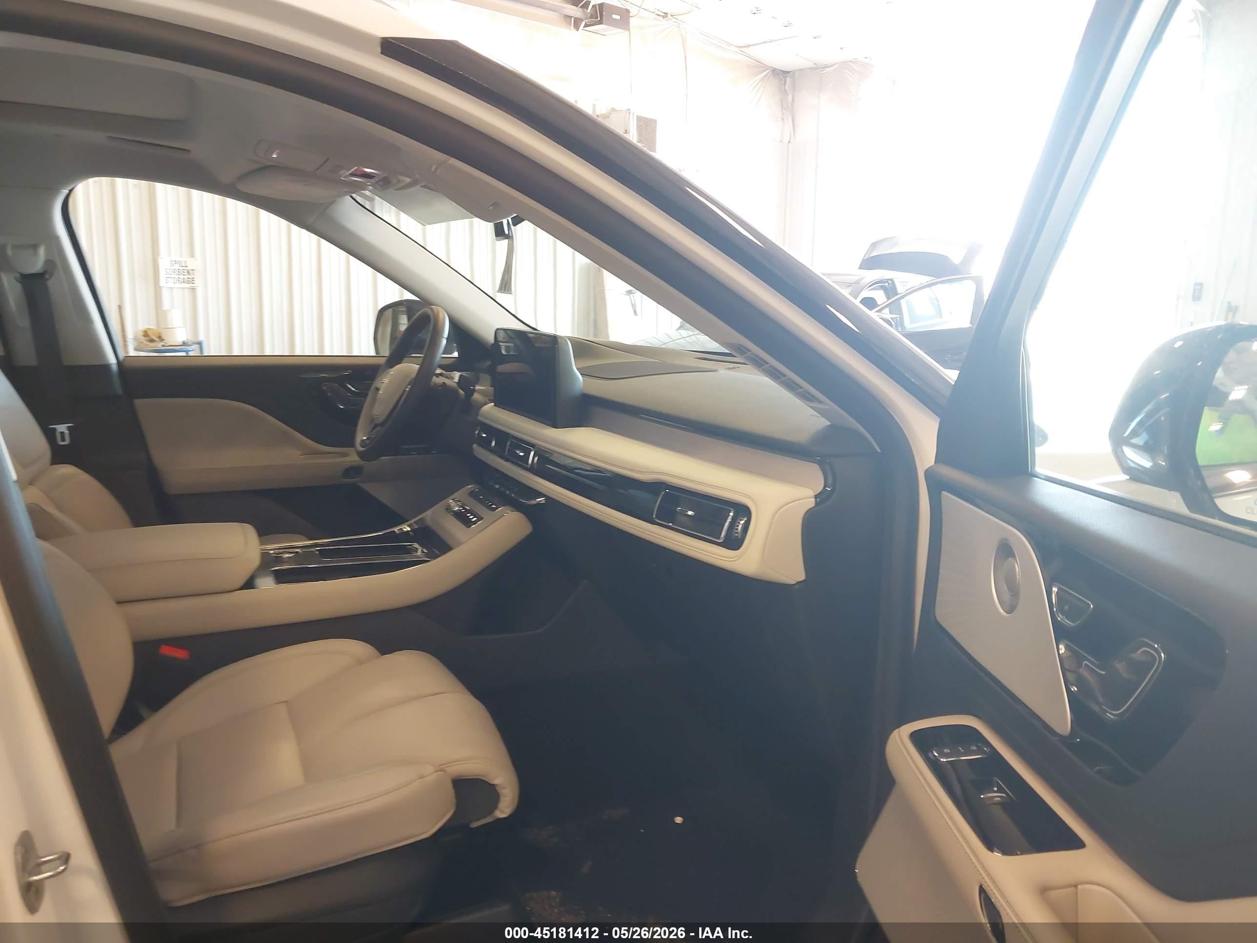 2025 Lincoln Aviator Reserve White vin: 5LM5J7XCXSGL16472