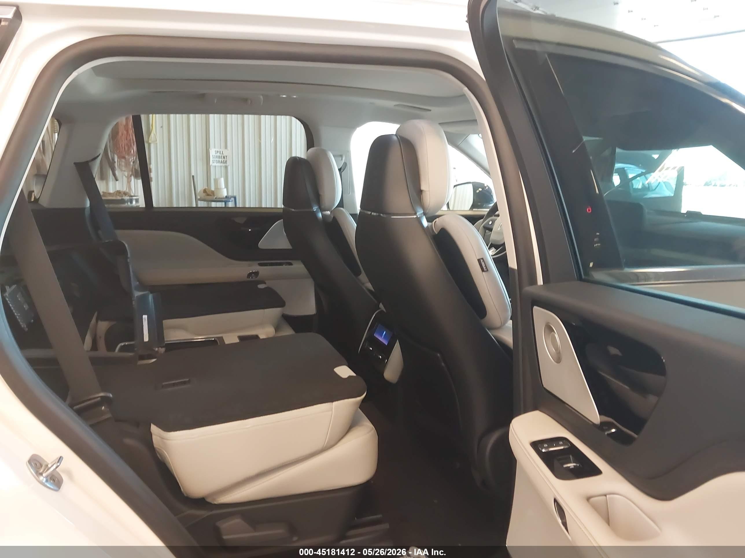 2025 Lincoln Aviator Reserve White vin: 5LM5J7XCXSGL16472