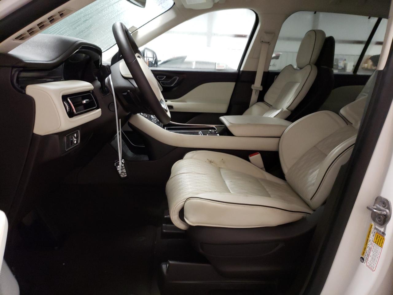 2022 Lincoln Aviator Black Label White vin: 5LM5J9XC5NGL04097