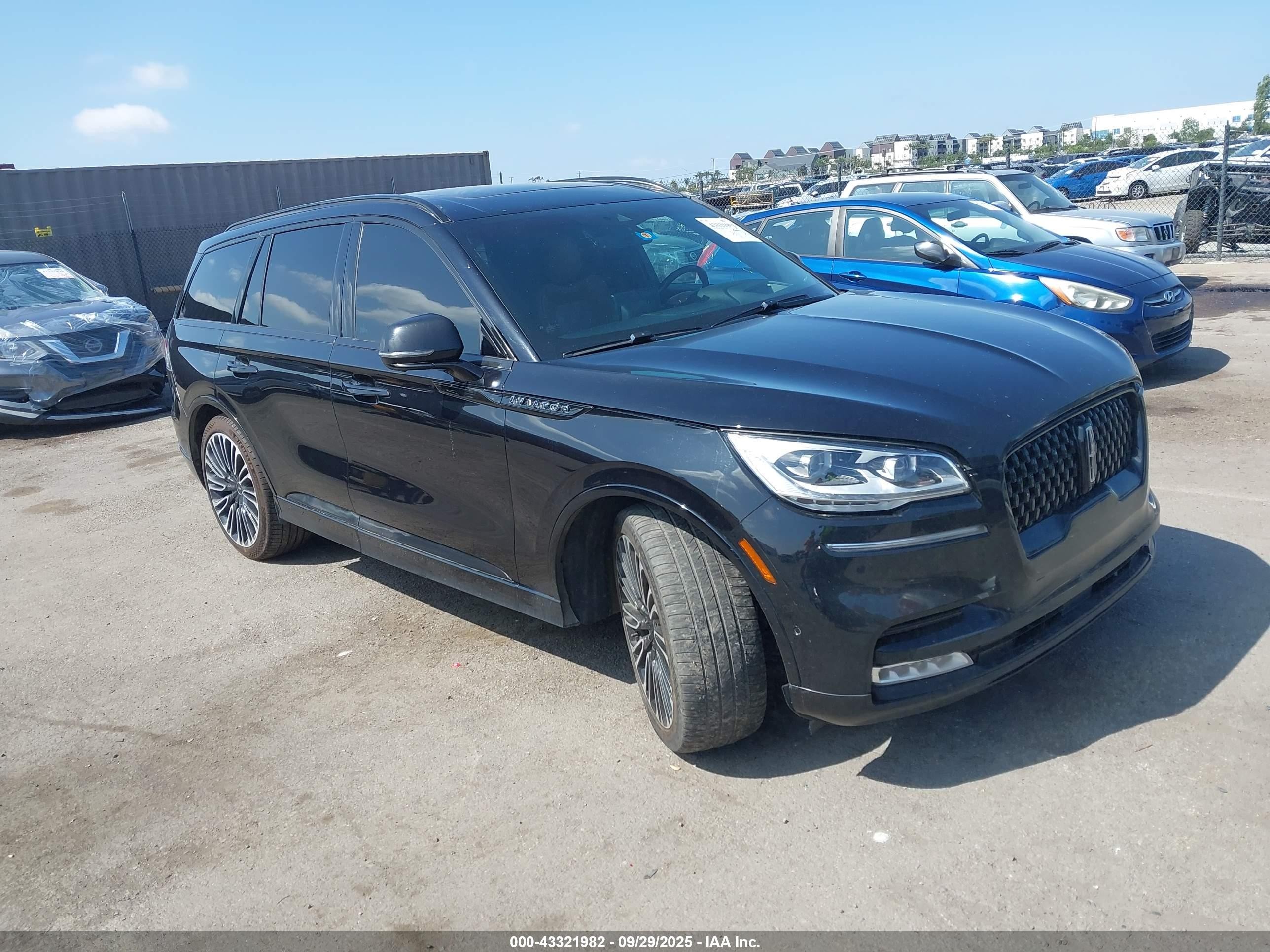 2020 Lincoln Aviator Black Label Черный vin: 5LM5J9XC9LGL00986
