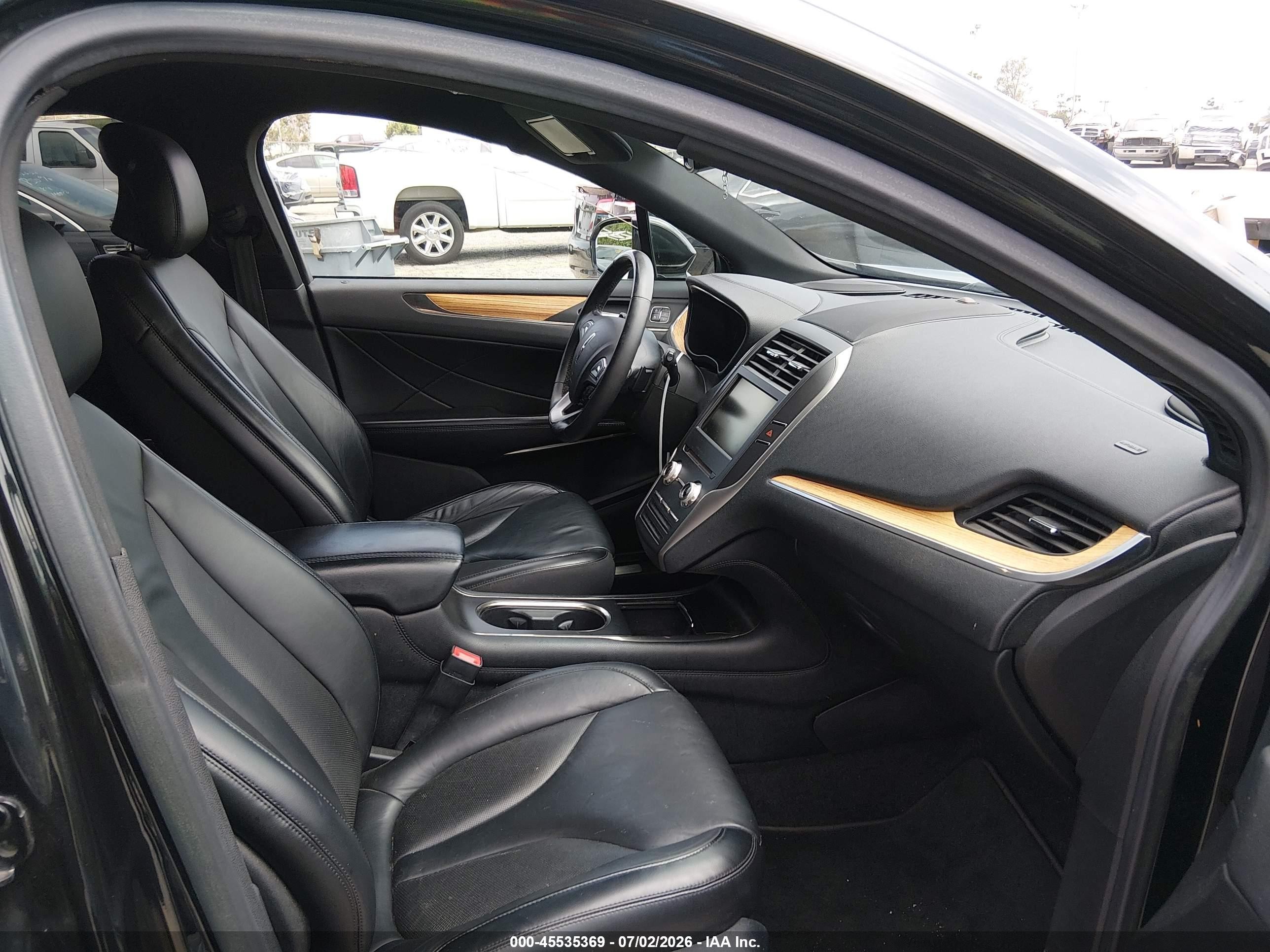 2015 Lincoln Mkc   Black vin: 5LMCJ1A90FUJ03099