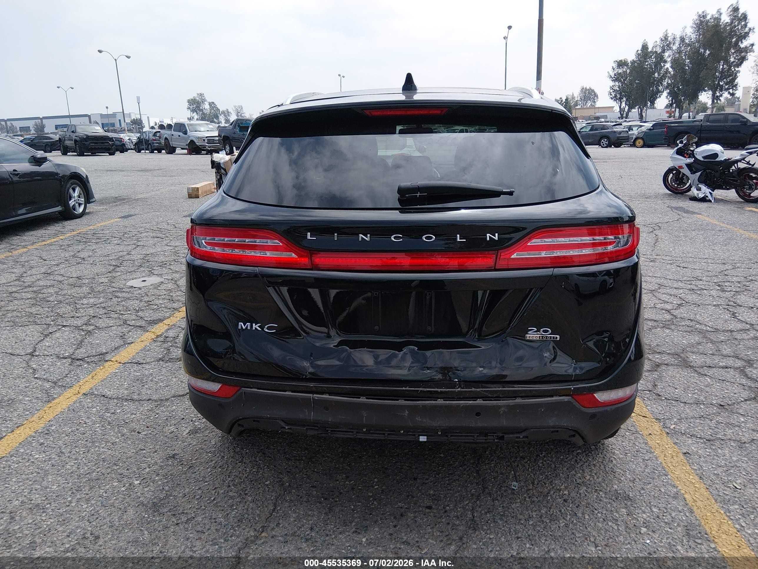 2015 Lincoln Mkc   Black vin: 5LMCJ1A90FUJ03099