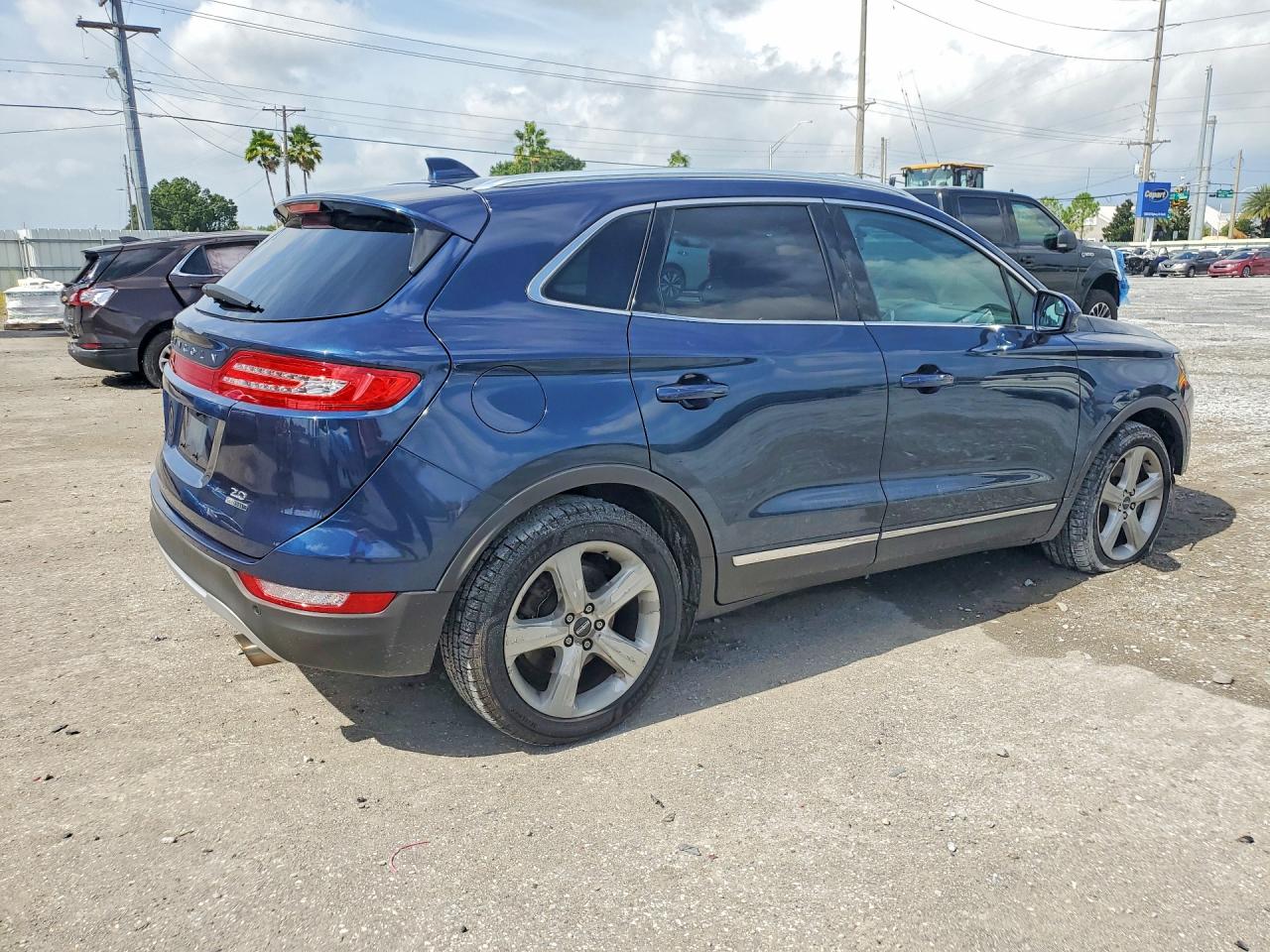 2015 Lincoln Mkc Blue vin: 5LMCJ1A90FUJ10747