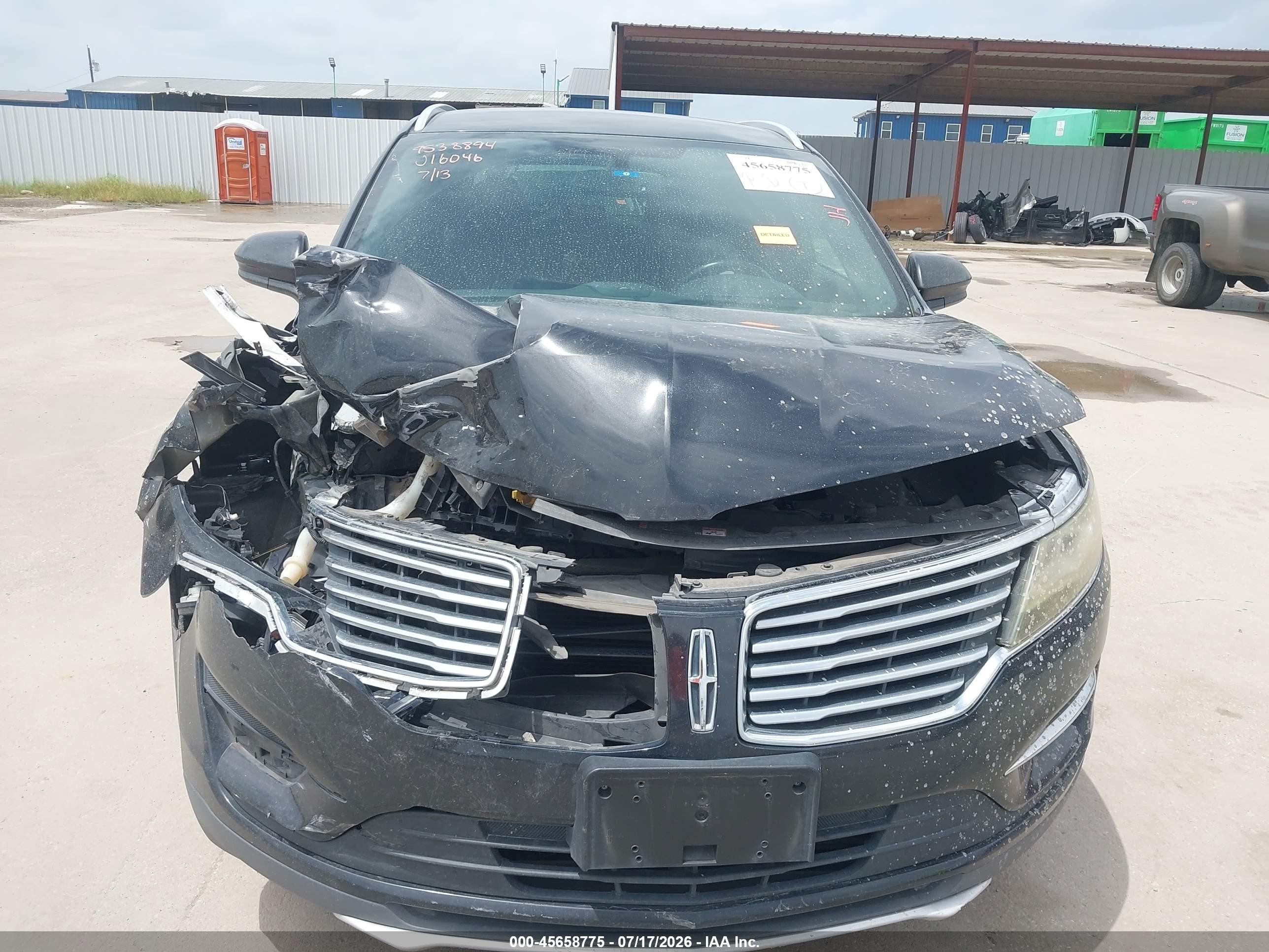 2015 Lincoln Mkc   Black vin: 5LMCJ1A90FUJ16046