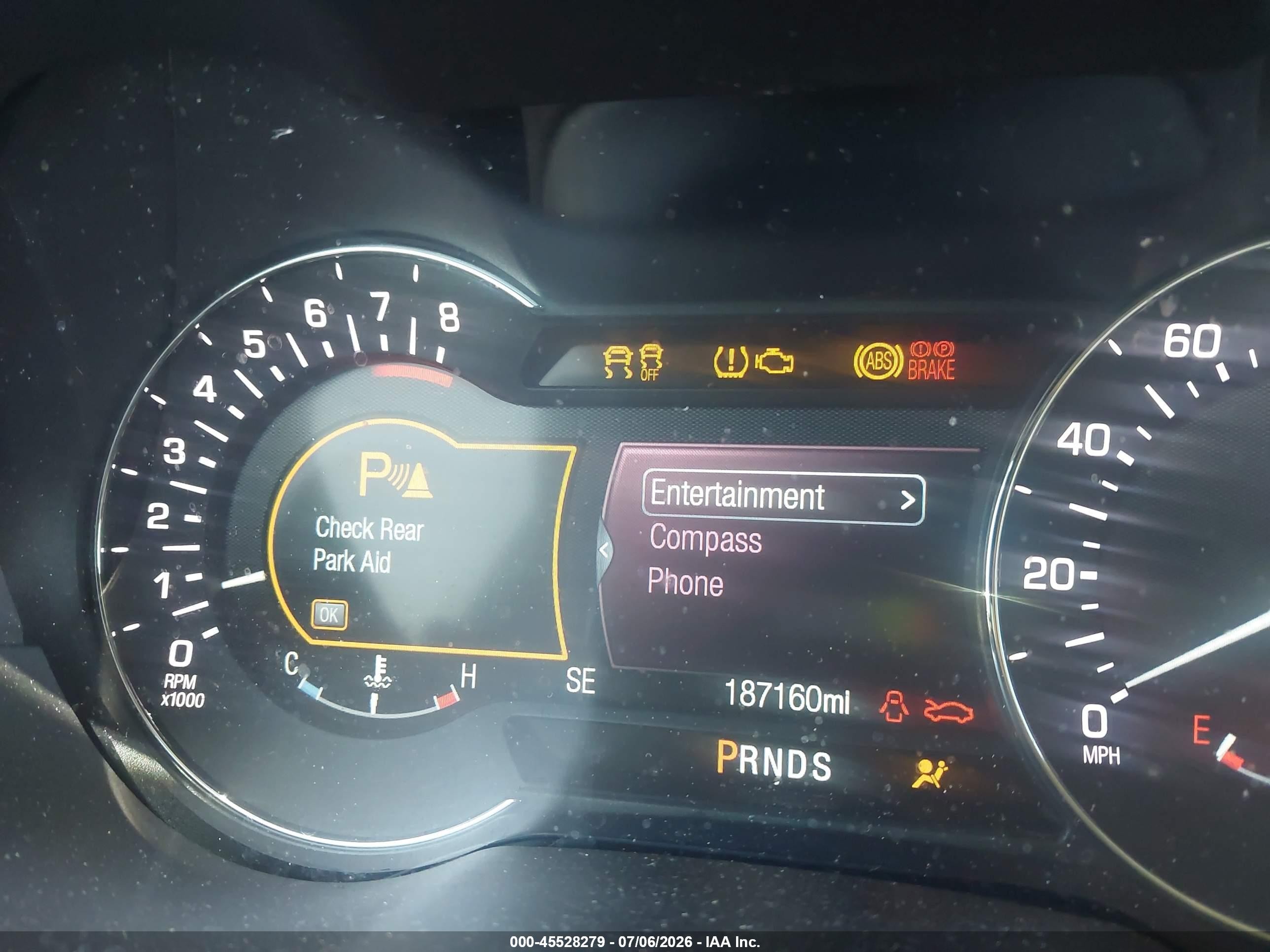 2015 Lincoln Mkc   Silver vin: 5LMCJ1A90FUJ47149