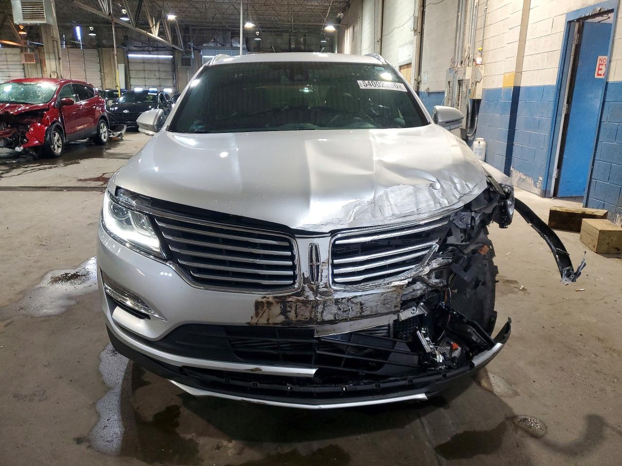 2015 Lincoln Mkc Silver vin: 5LMCJ1A90FUJ47345