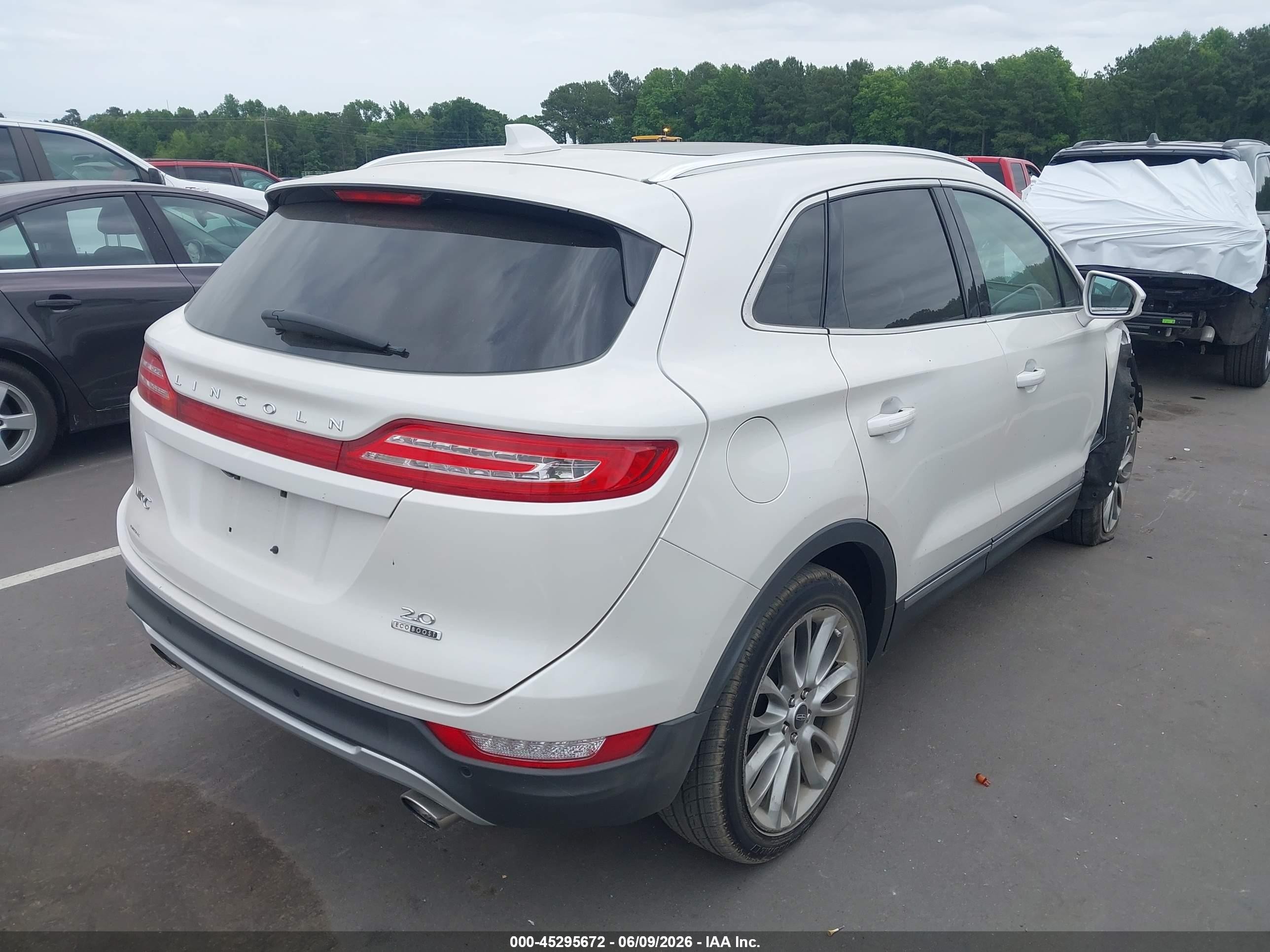2015 Lincoln Mkc   Белый vin: 5LMCJ1A91FUJ05279