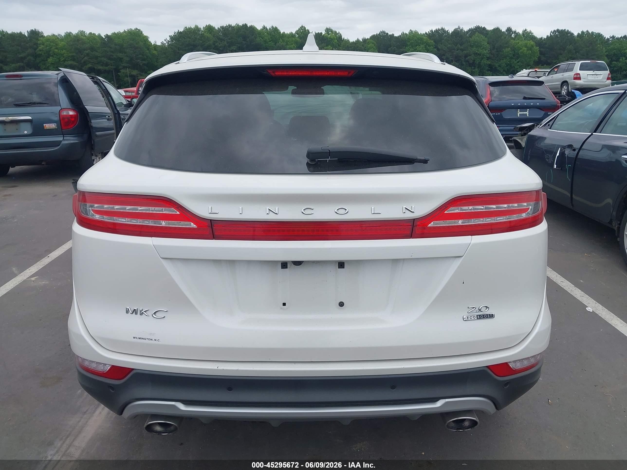 2015 Lincoln Mkc   Белый vin: 5LMCJ1A91FUJ05279