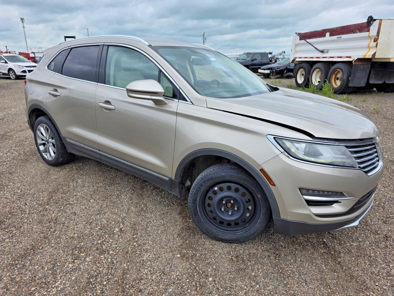 2015 Lincoln Mkc Tan vin: 5LMCJ1A91FUJ45345