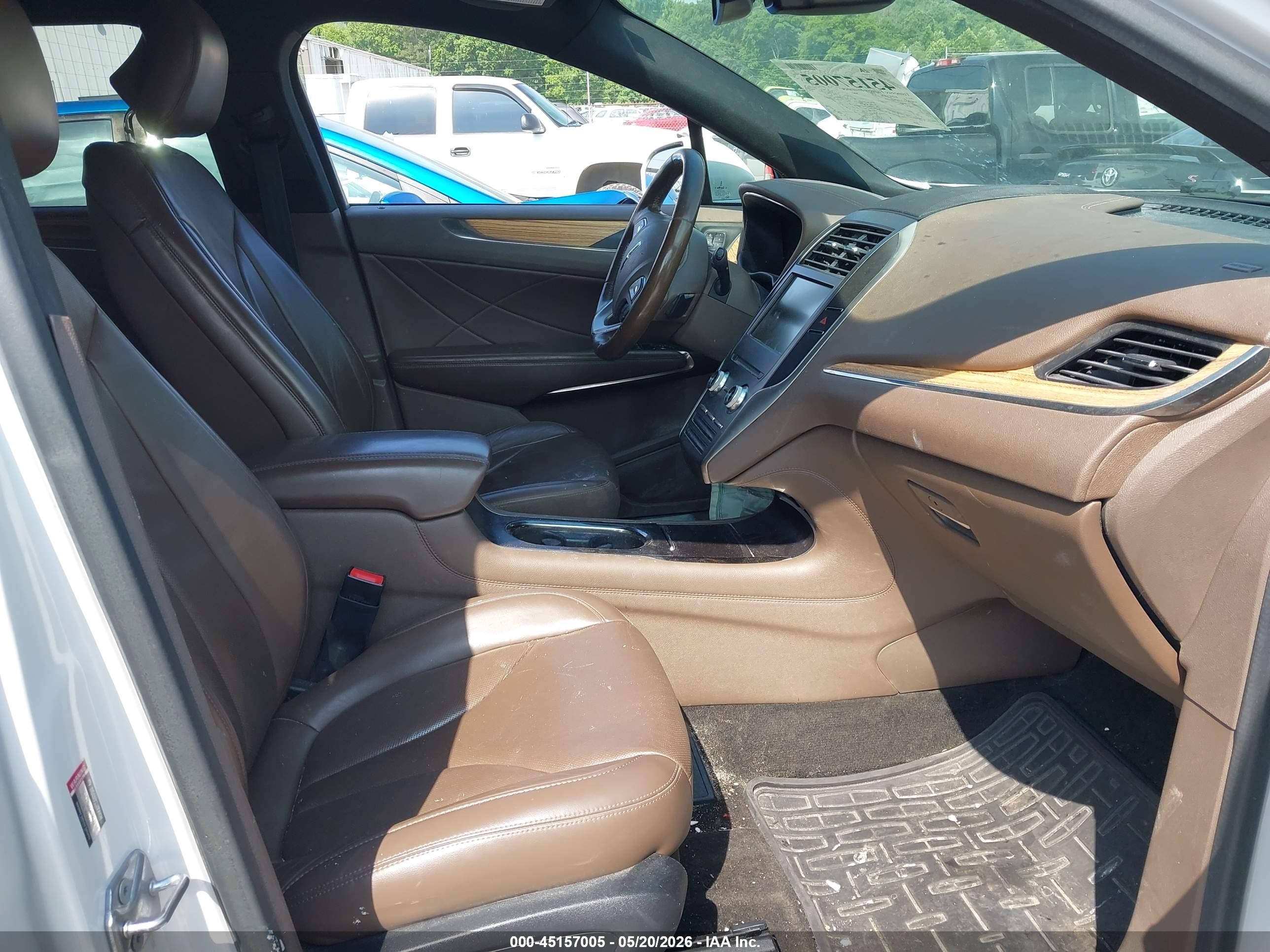 2015 Lincoln Mkc White vin: 5LMCJ1A92FUJ15738