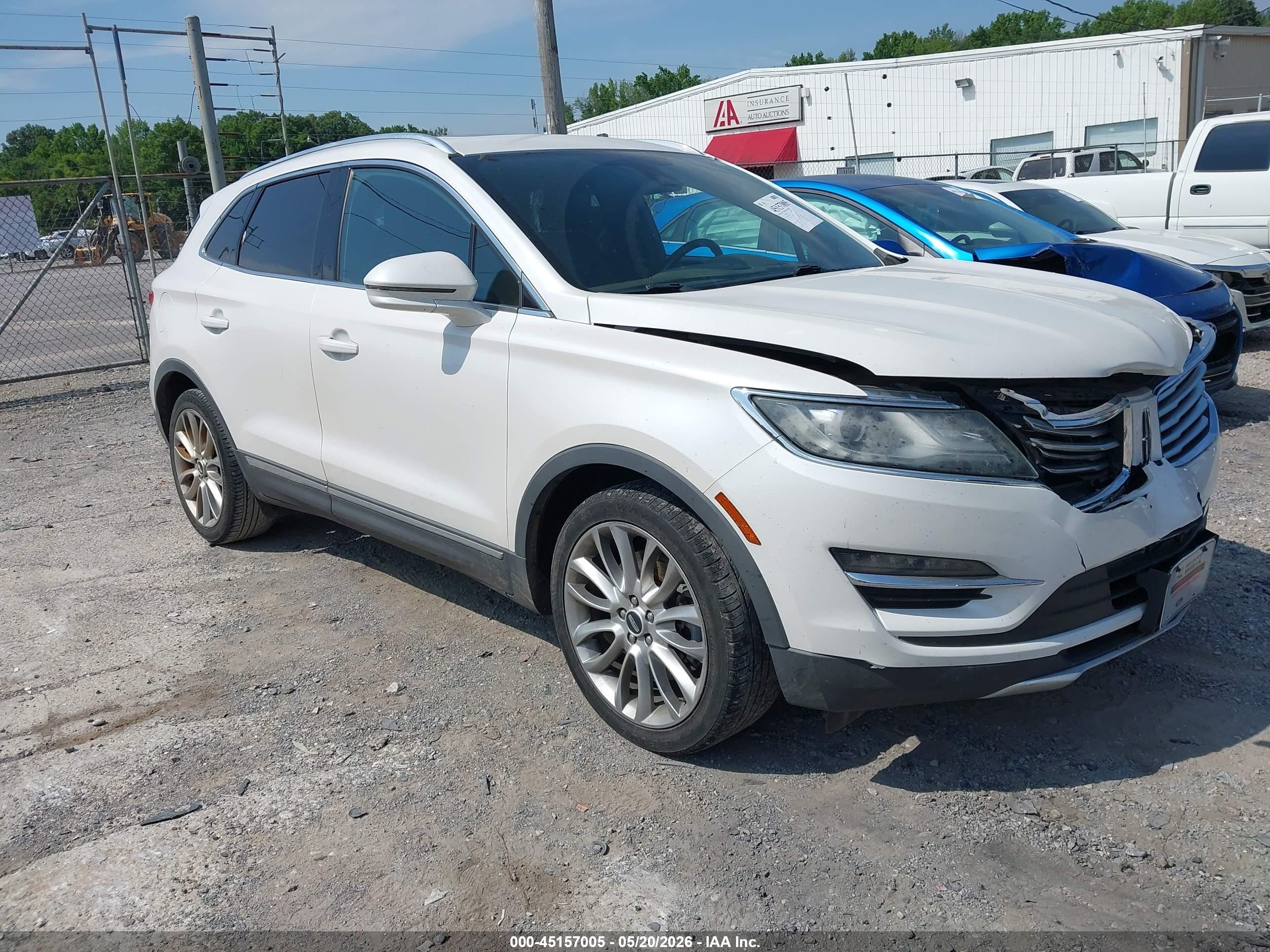 2015 Lincoln Mkc White vin: 5LMCJ1A92FUJ15738