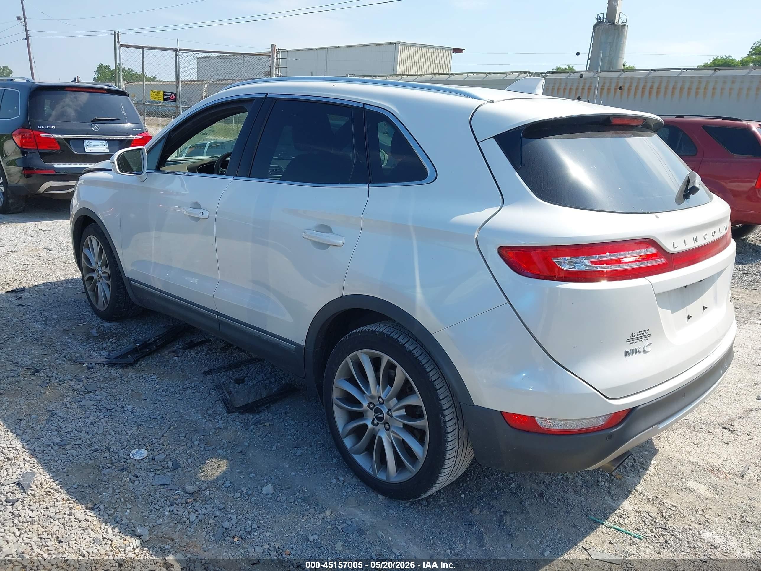 2015 Lincoln Mkc White vin: 5LMCJ1A92FUJ15738