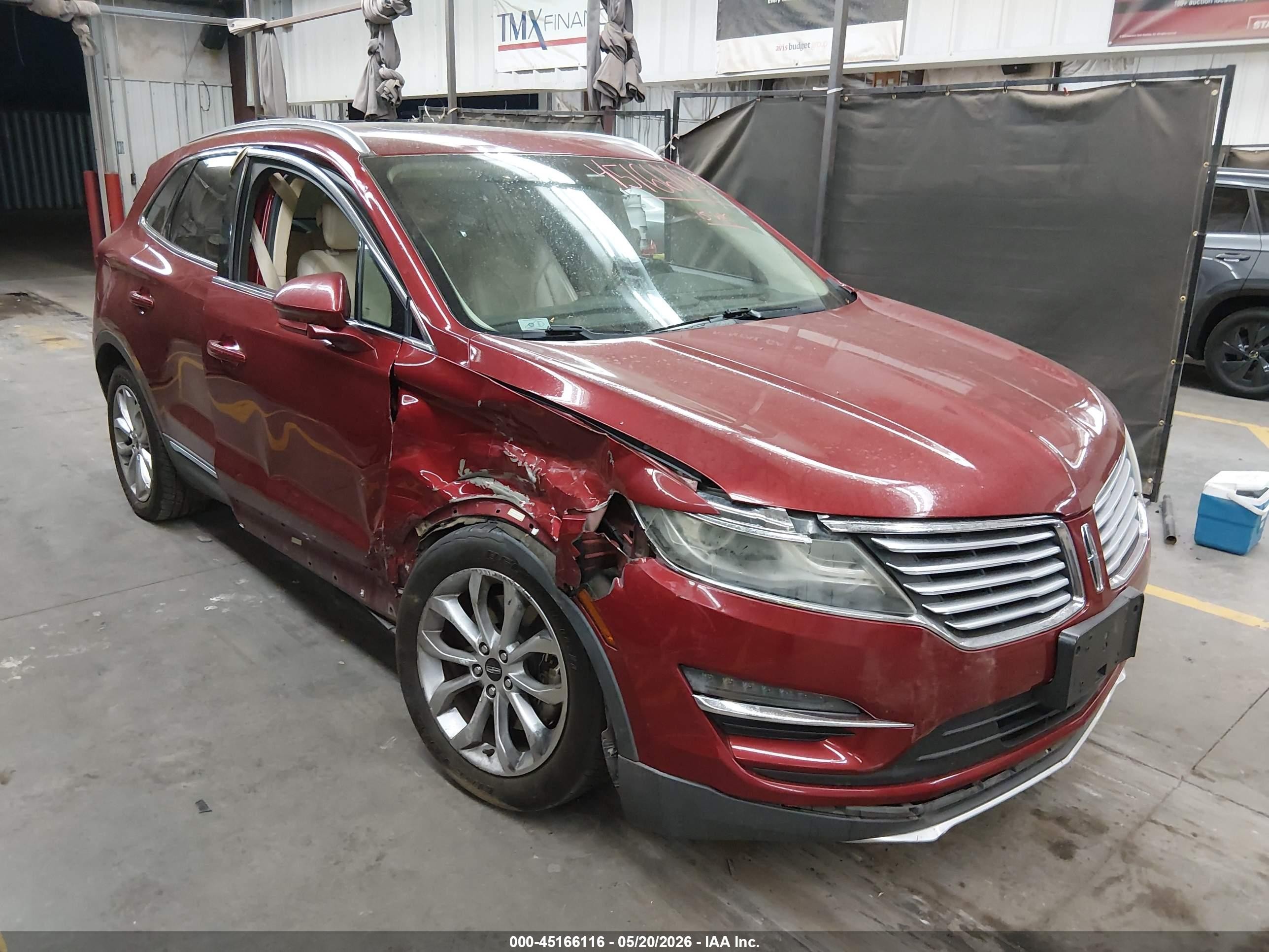 2015 Lincoln Mkc Red vin: 5LMCJ1A92FUJ20518