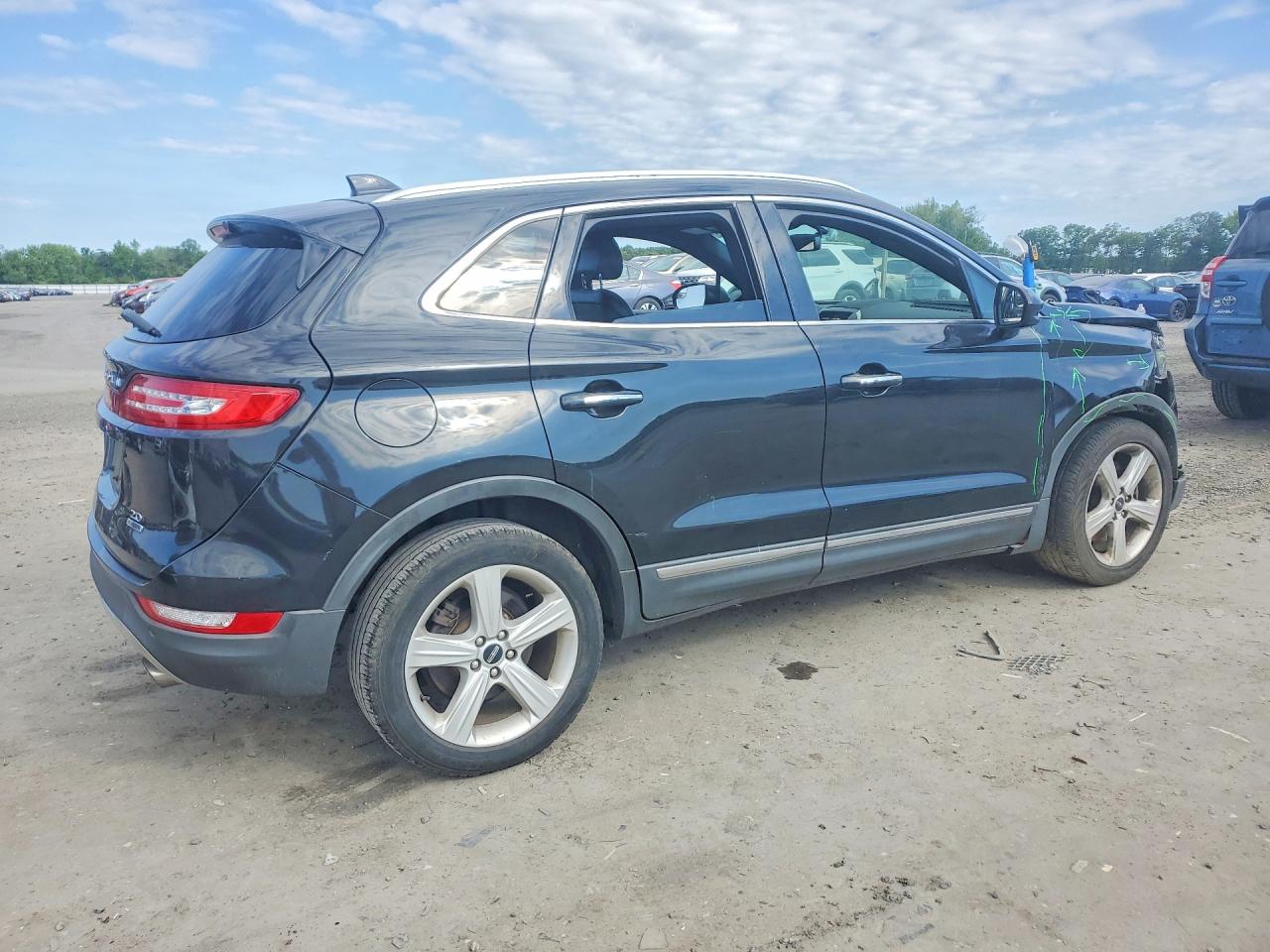 2015 Lincoln Mkc Black vin: 5LMCJ1A92FUJ40901