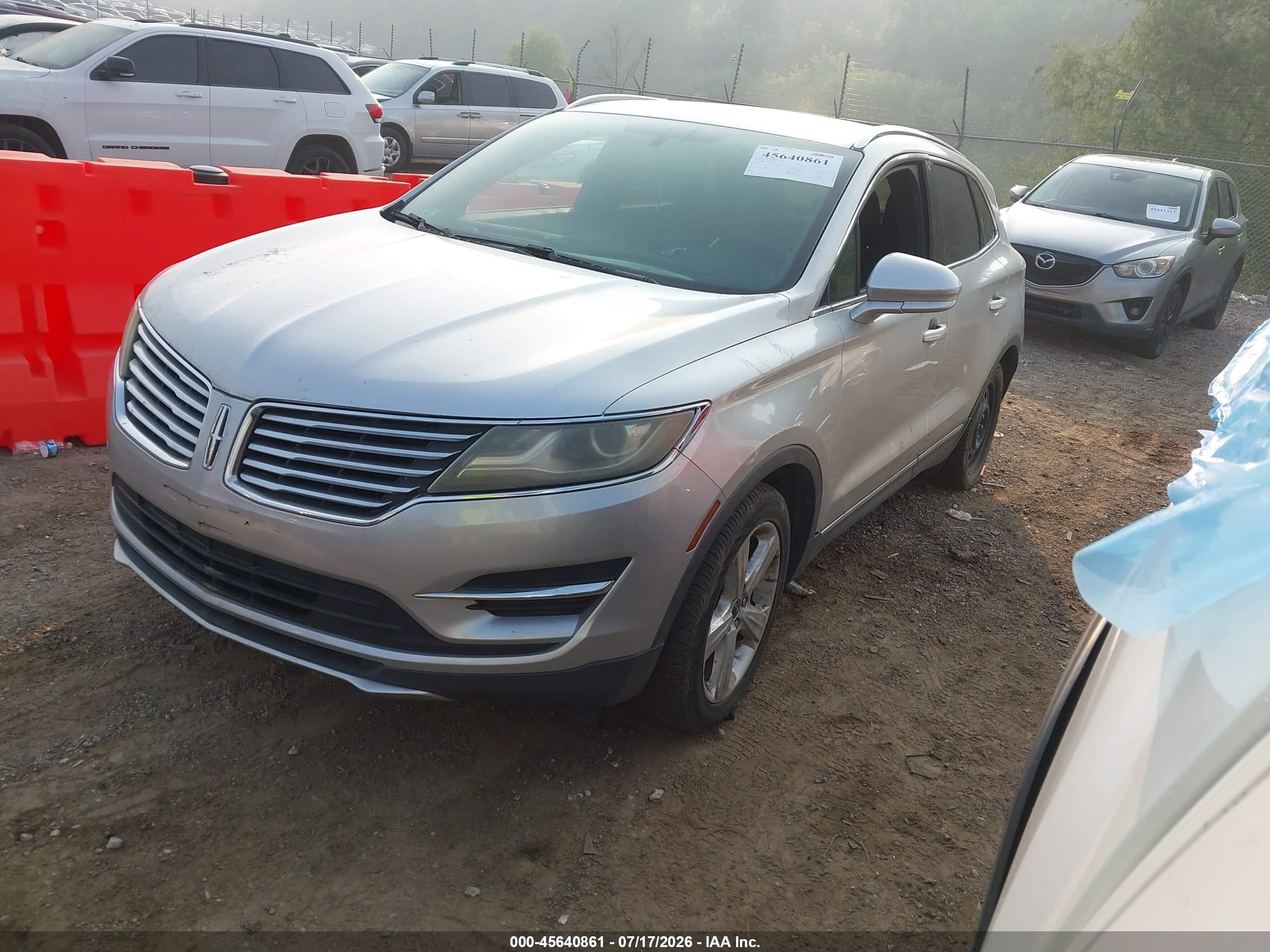 2015 Lincoln Mkc   Серебряный vin: 5LMCJ1A93FUJ07874