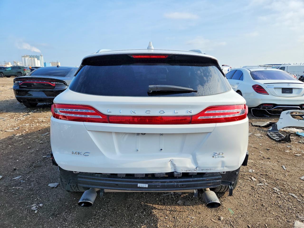 2015 Lincoln Mkc White vin: 5LMCJ1A93FUJ15862