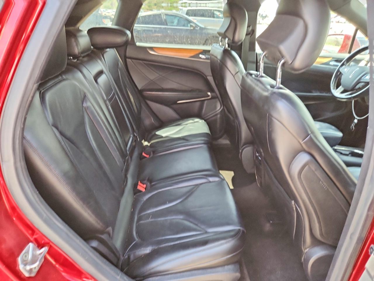 2015 Lincoln Mkc Red vin: 5LMCJ1A93FUJ24769