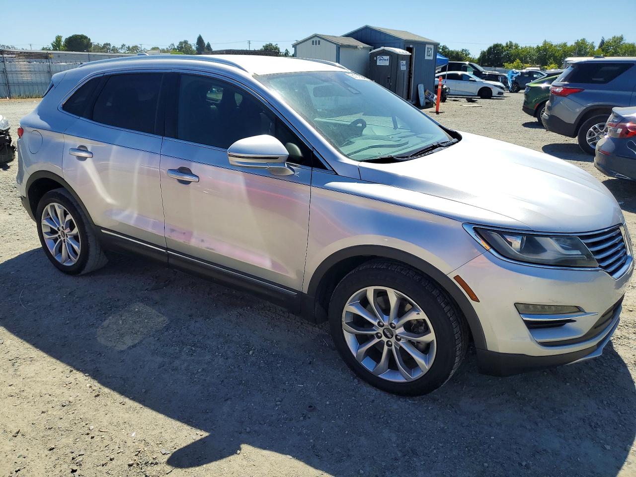2015 Lincoln Mkc Silver vin: 5LMCJ1A93FUJ48134