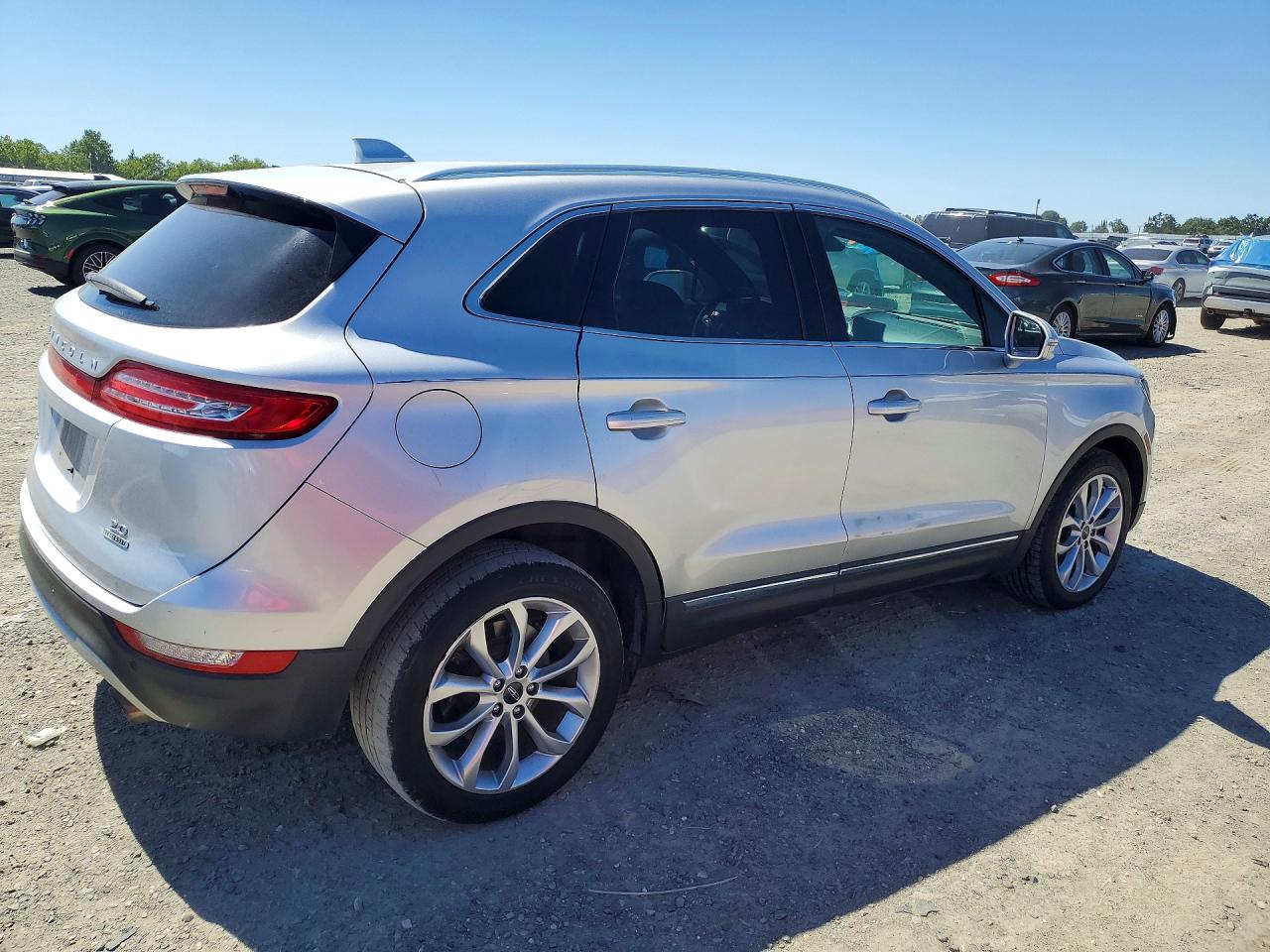 2015 Lincoln Mkc Silver vin: 5LMCJ1A93FUJ48134