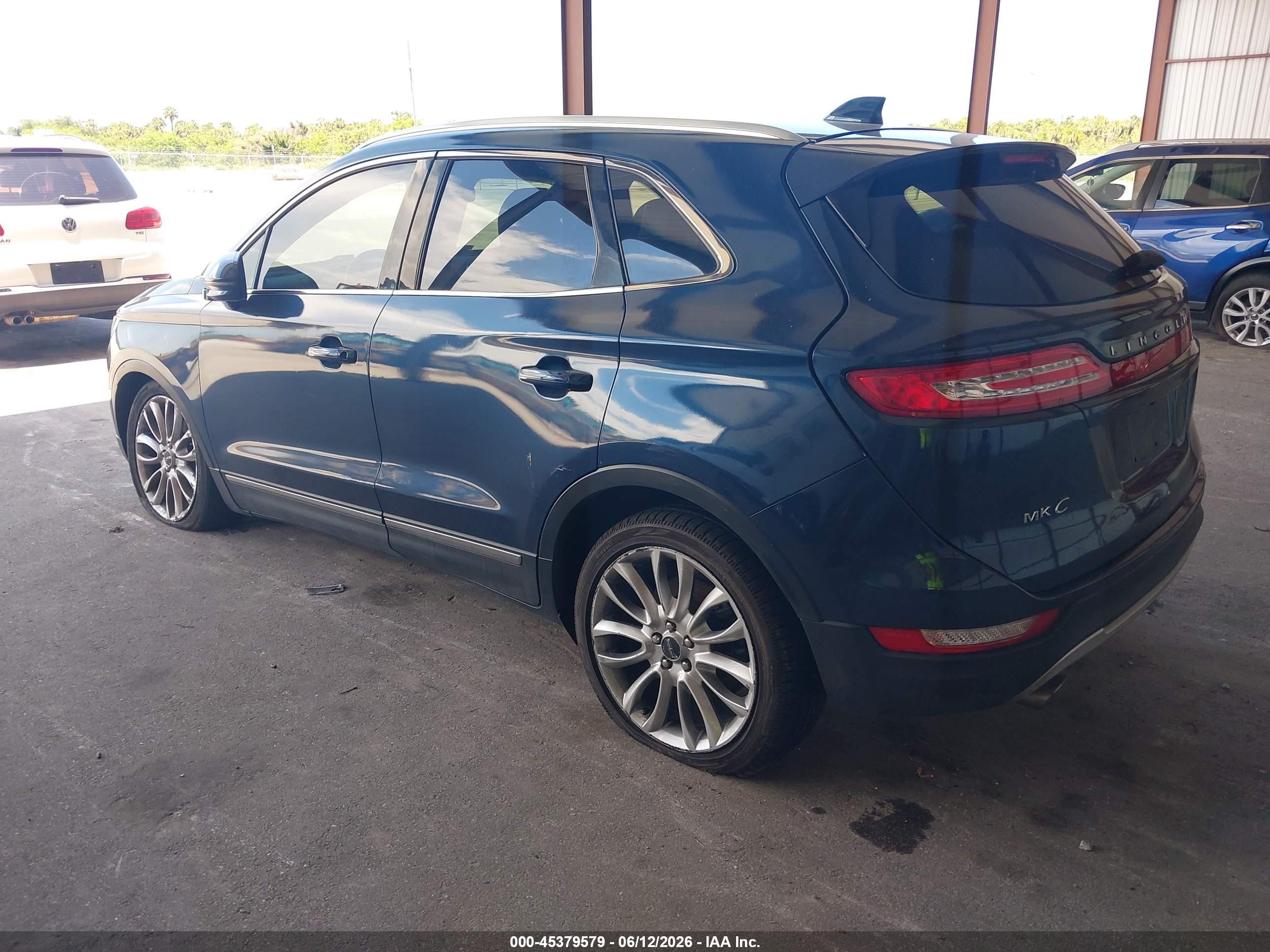 2015 Lincoln Mkc   Синий vin: 5LMCJ1A94FUJ05230