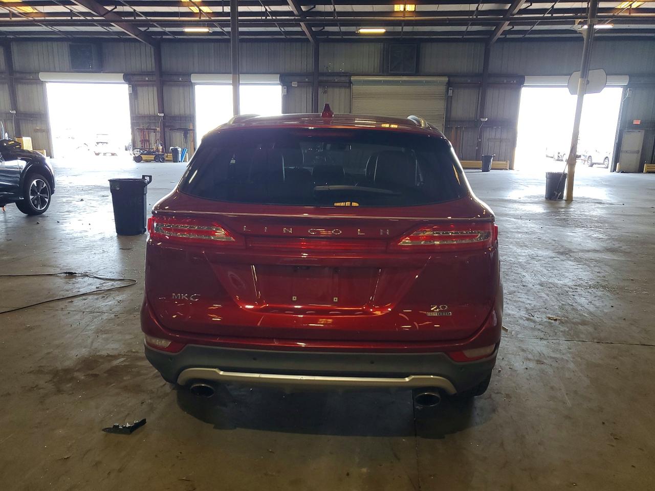 2015 Lincoln Mkc Burgundy vin: 5LMCJ1A94FUJ05423