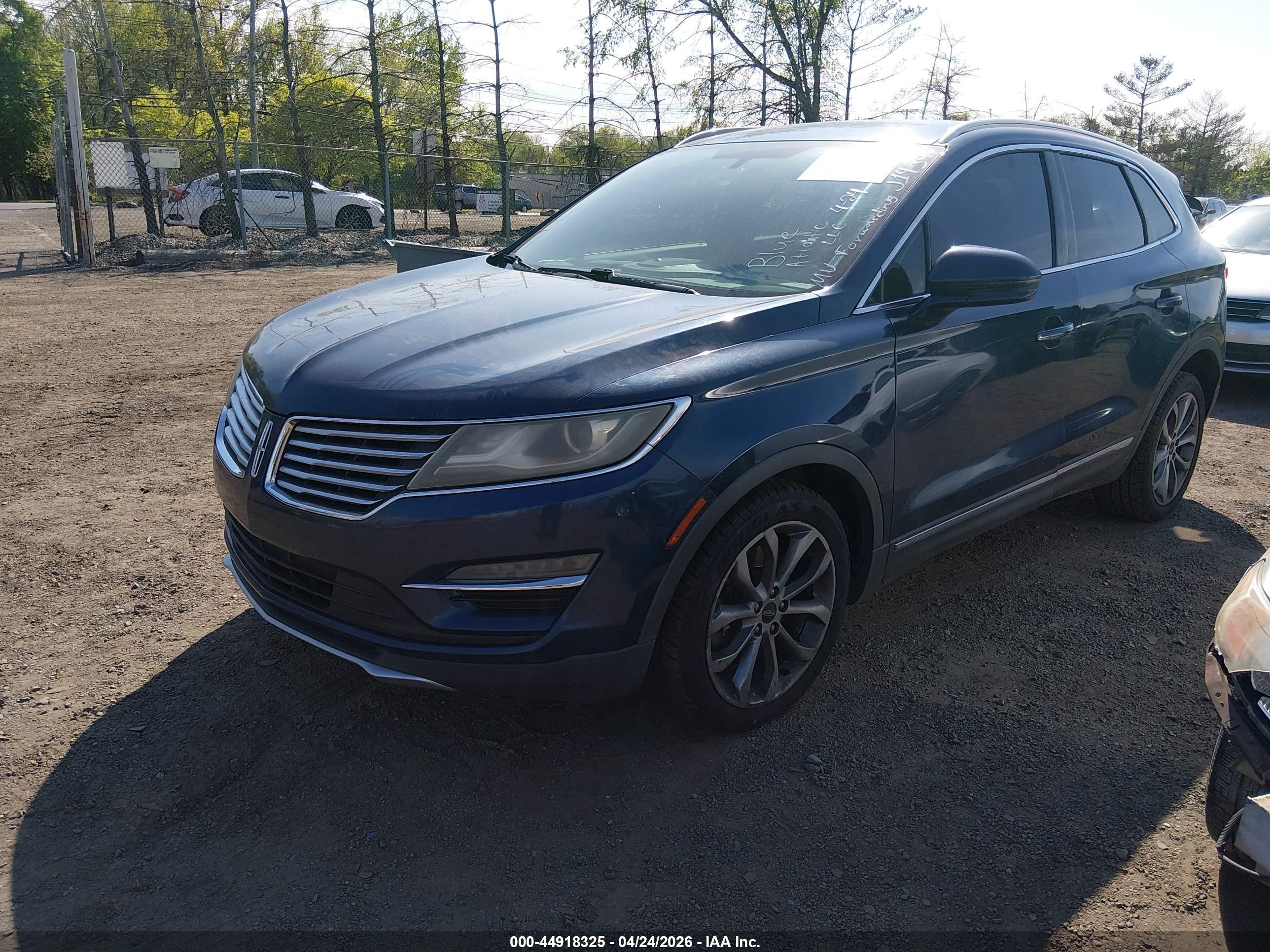 2015 Lincoln Mkc   Black vin: 5LMCJ1A94FUJ14347