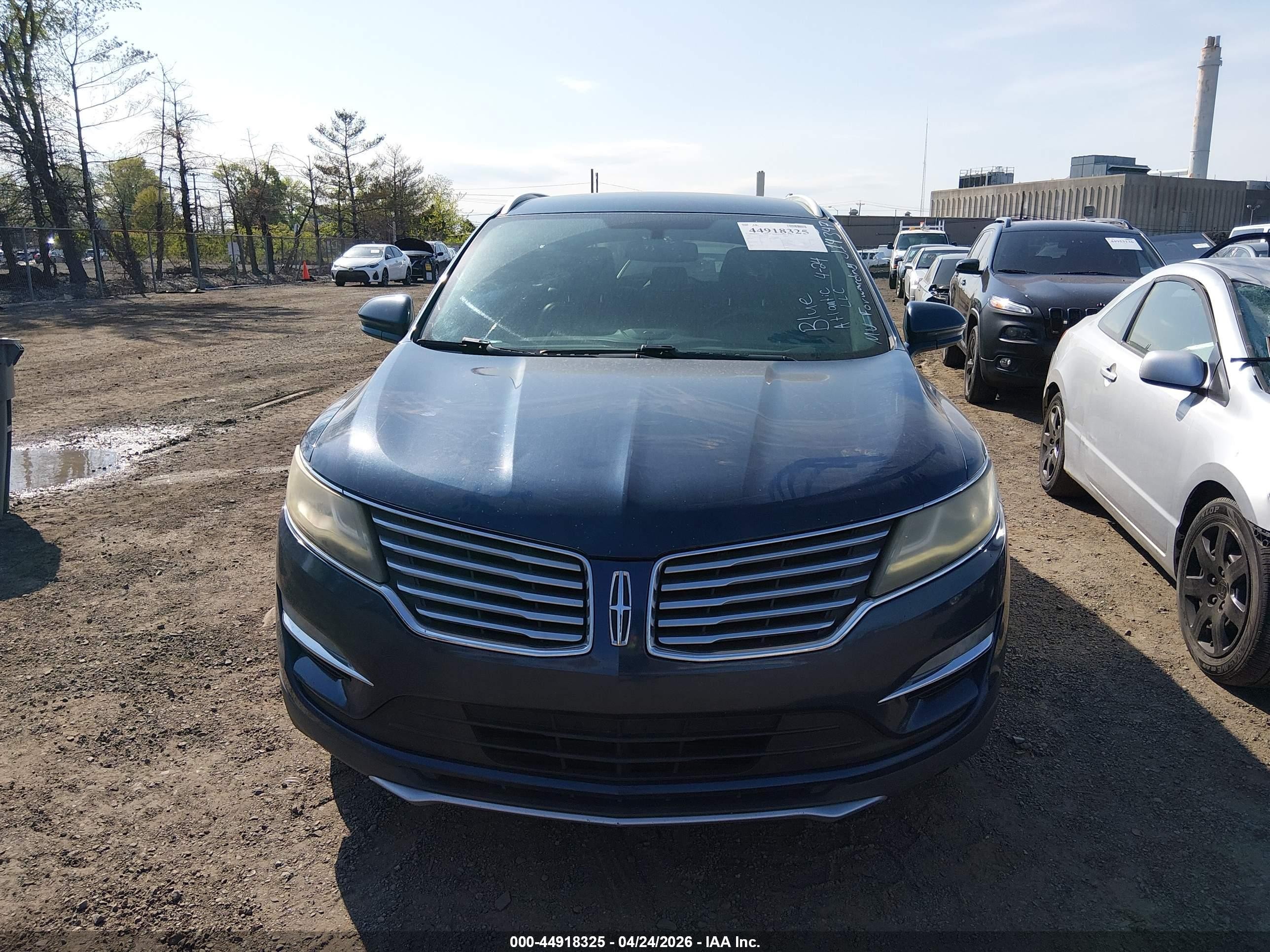 2015 Lincoln Mkc   Black vin: 5LMCJ1A94FUJ14347