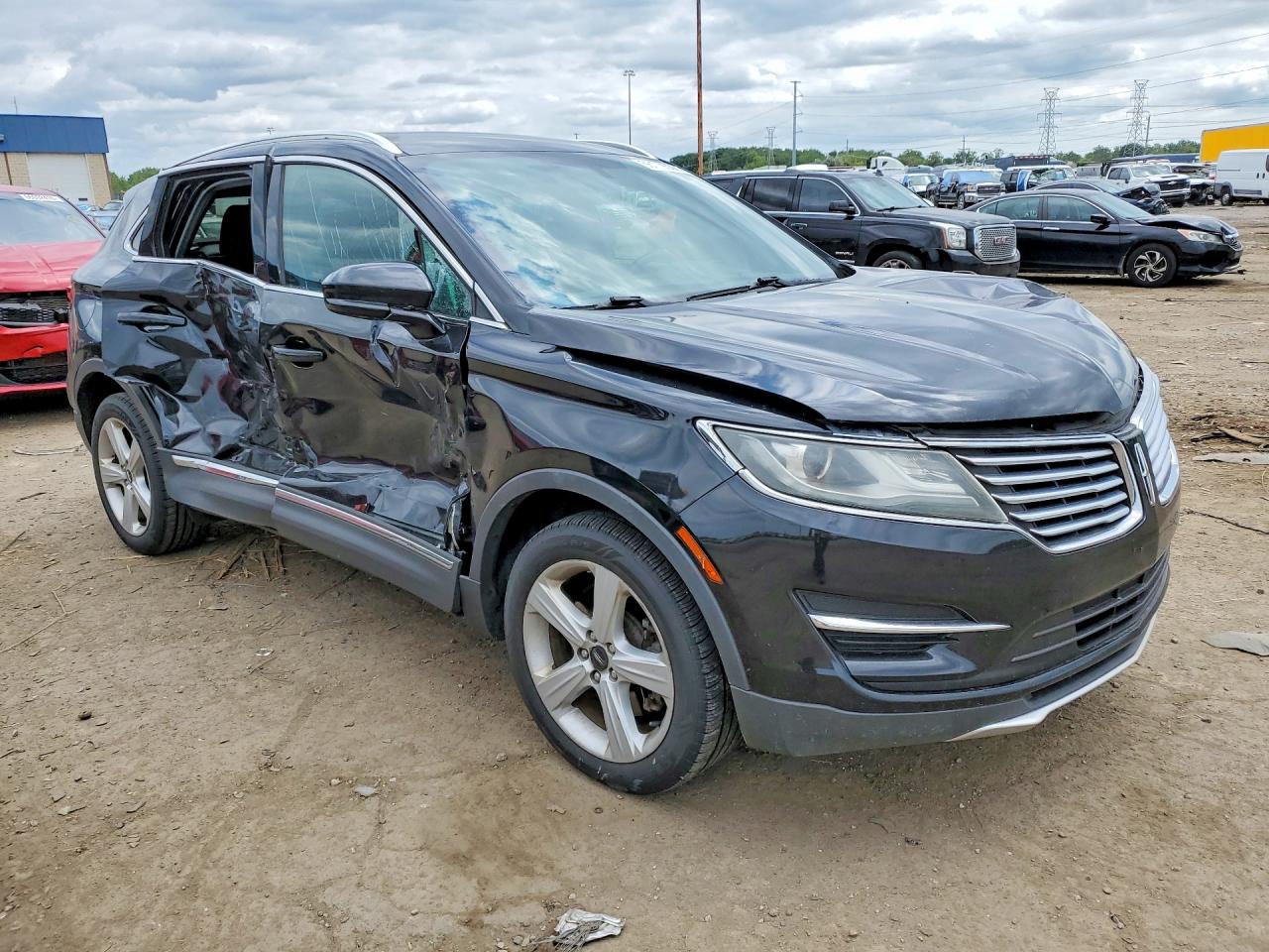 2015 Lincoln Mkc Черный vin: 5LMCJ1A94FUJ24201