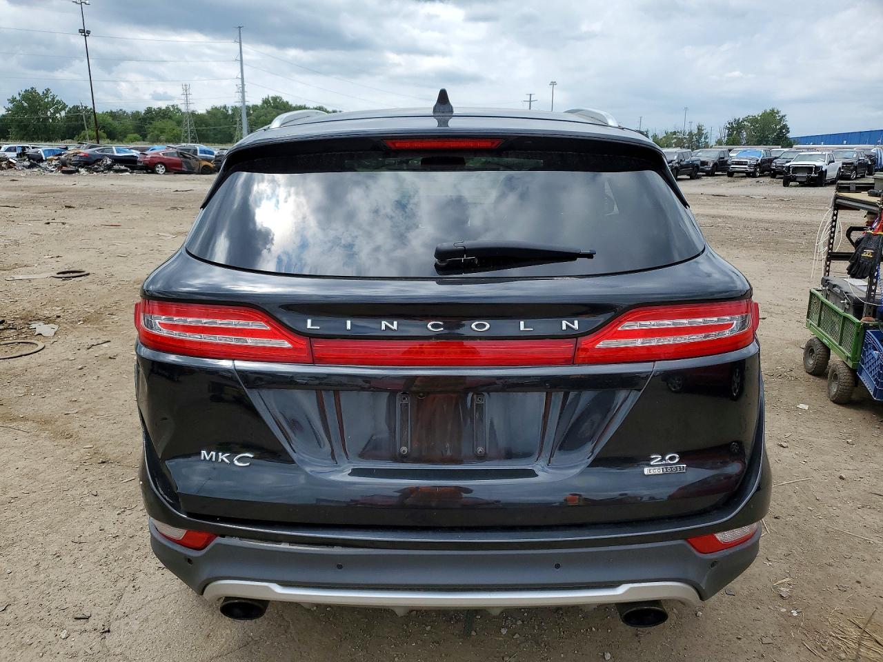 2015 Lincoln Mkc Черный vin: 5LMCJ1A94FUJ24201