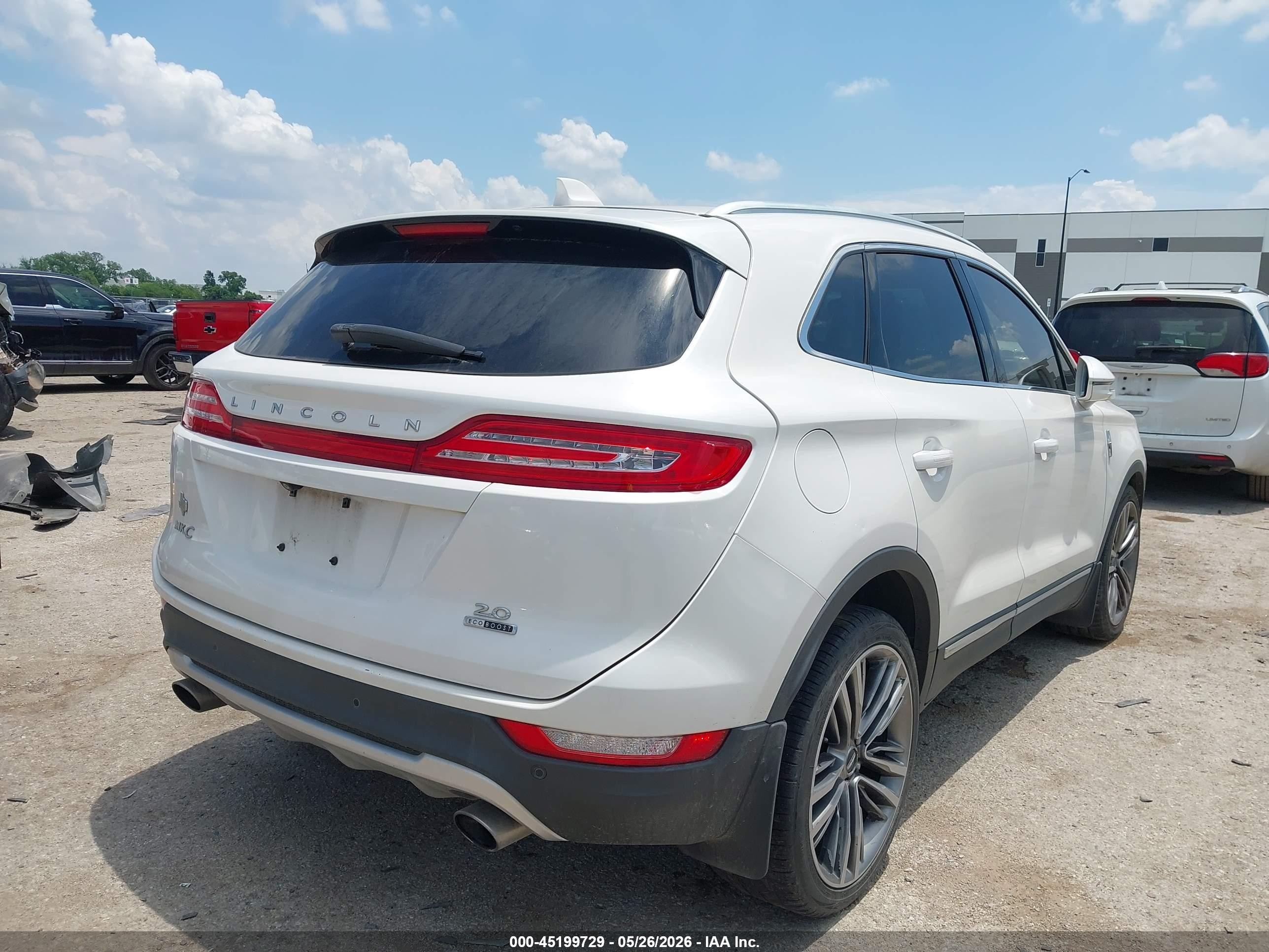 2015 Lincoln Mkc   White vin: 5LMCJ1A94FUJ29303