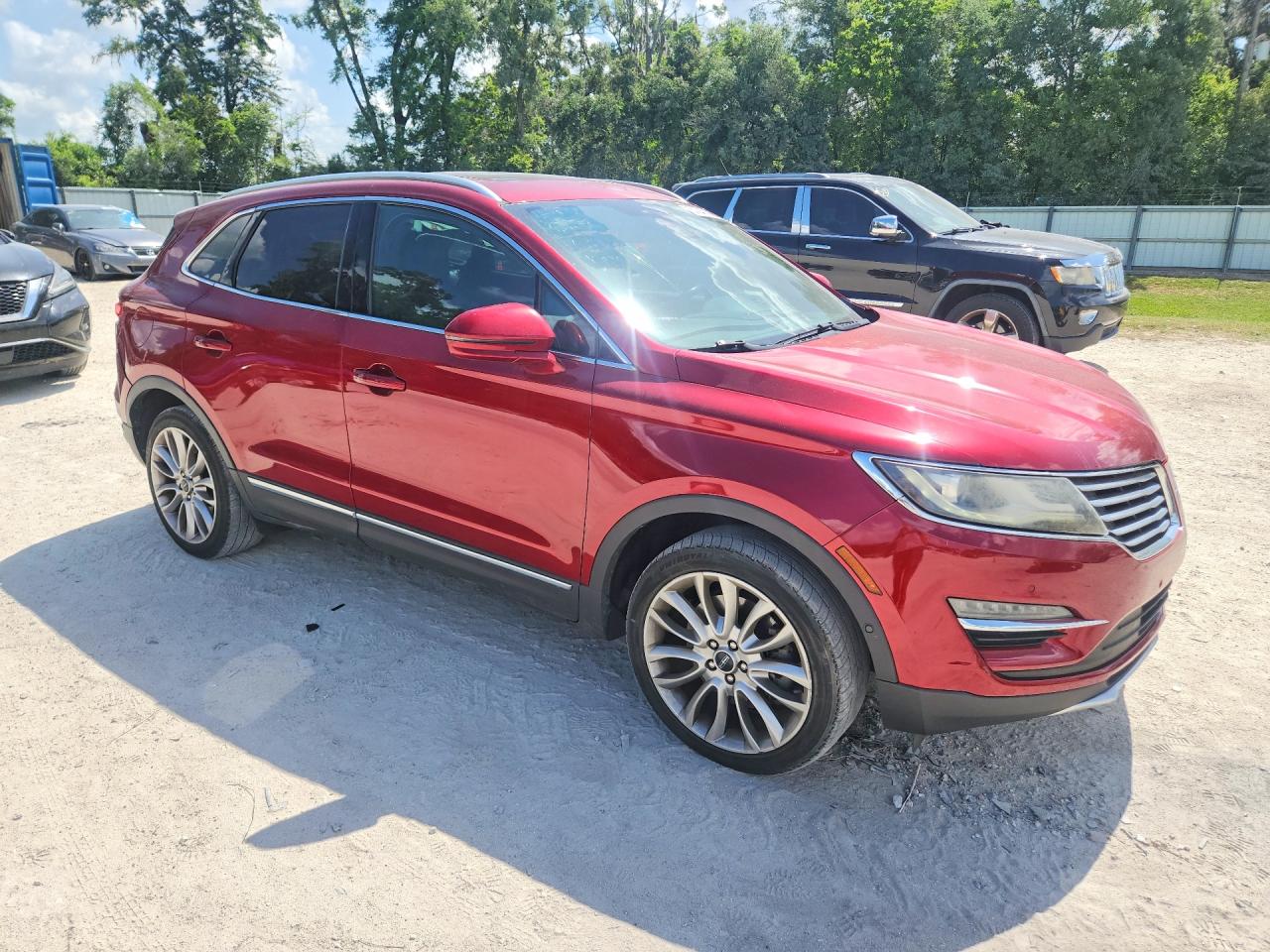2015 Lincoln Mkc Красный vin: 5LMCJ1A94FUJ41399