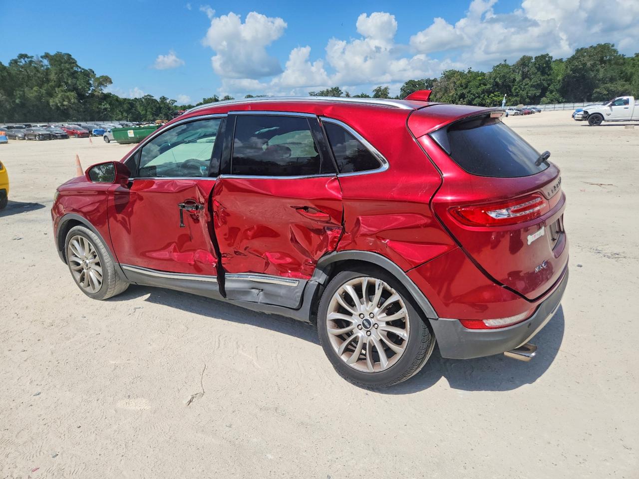 2015 Lincoln Mkc Красный vin: 5LMCJ1A94FUJ41399