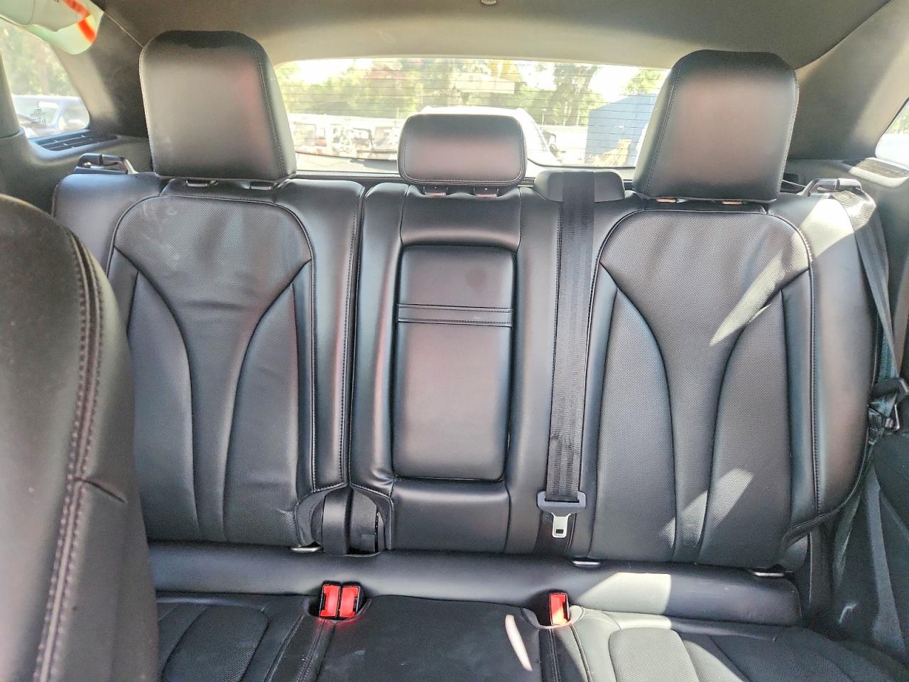 2015 Lincoln Mkc Красный vin: 5LMCJ1A94FUJ41399